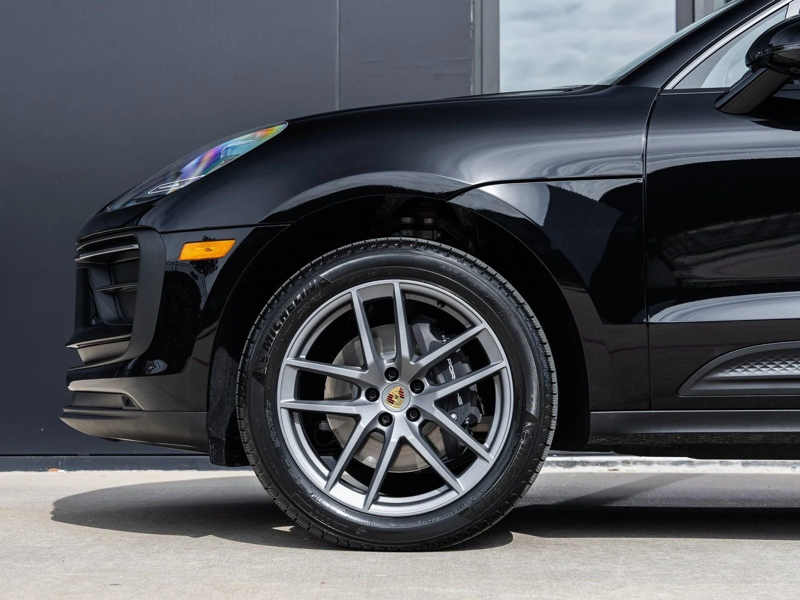 2026 Porsche Macan (95B), 13/20