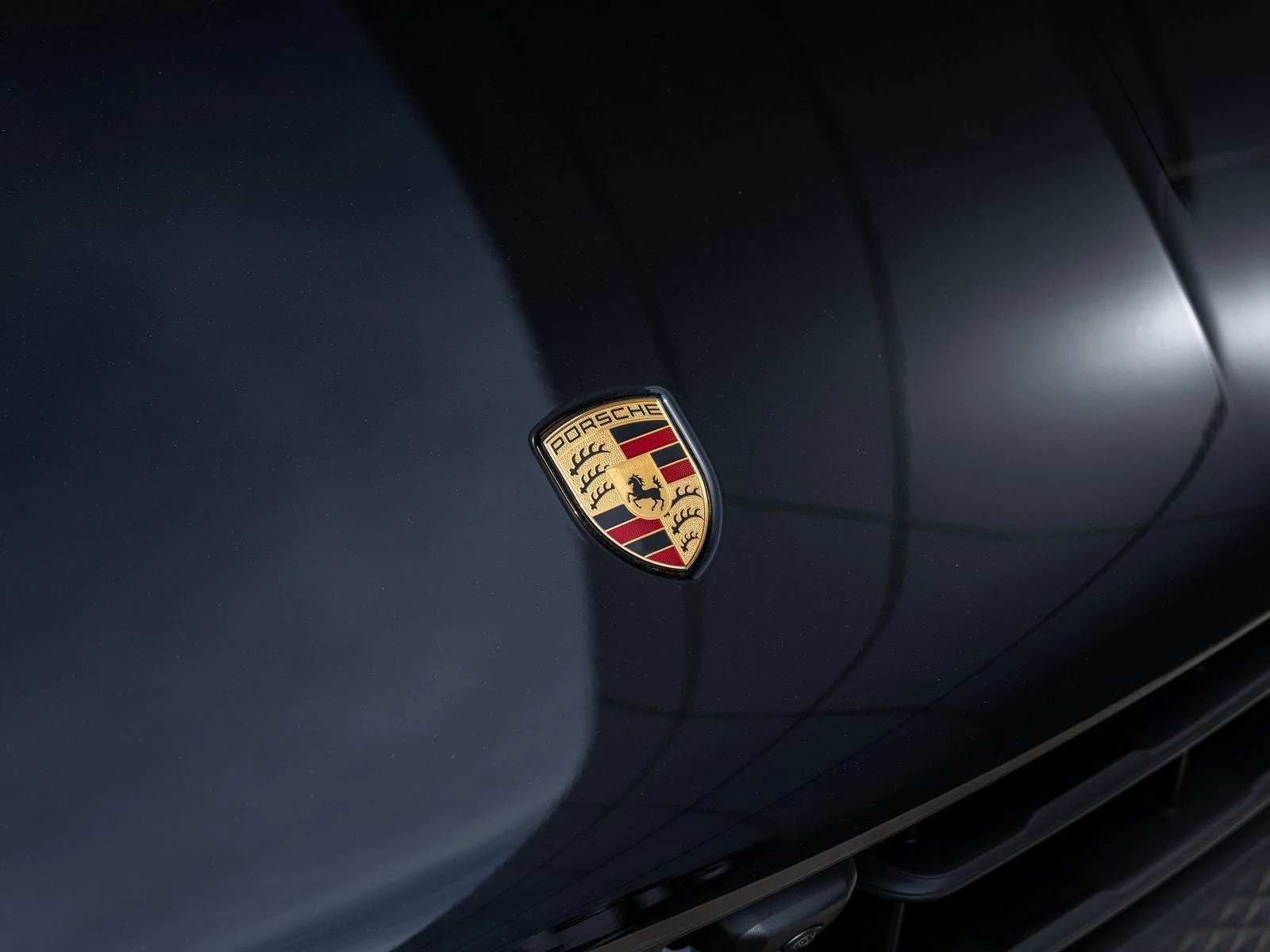 2026 Porsche Macan (95B), 19/20