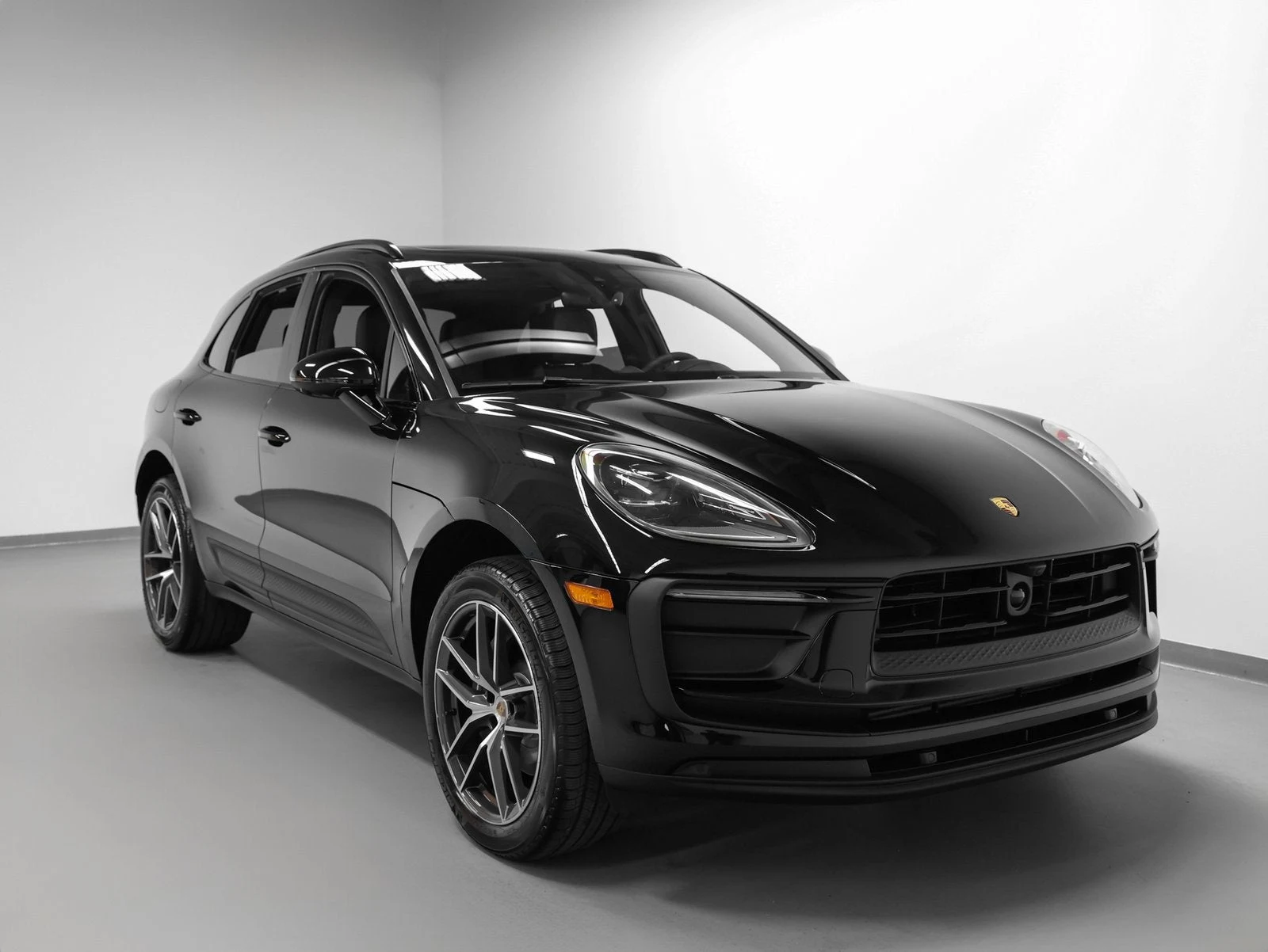 2026 Porsche Macan (95B), 9/20