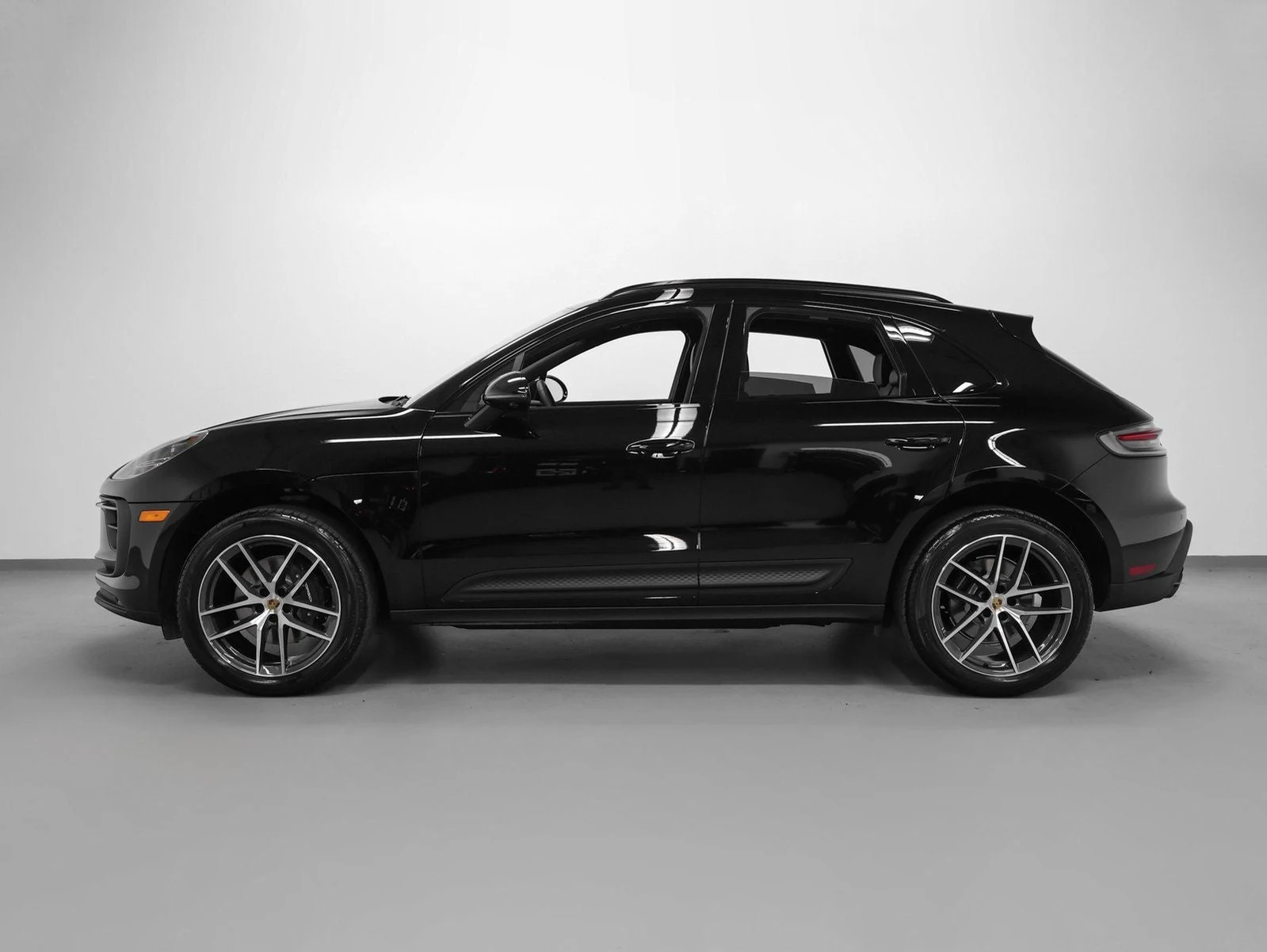2026 Porsche Macan (95B), 2/20