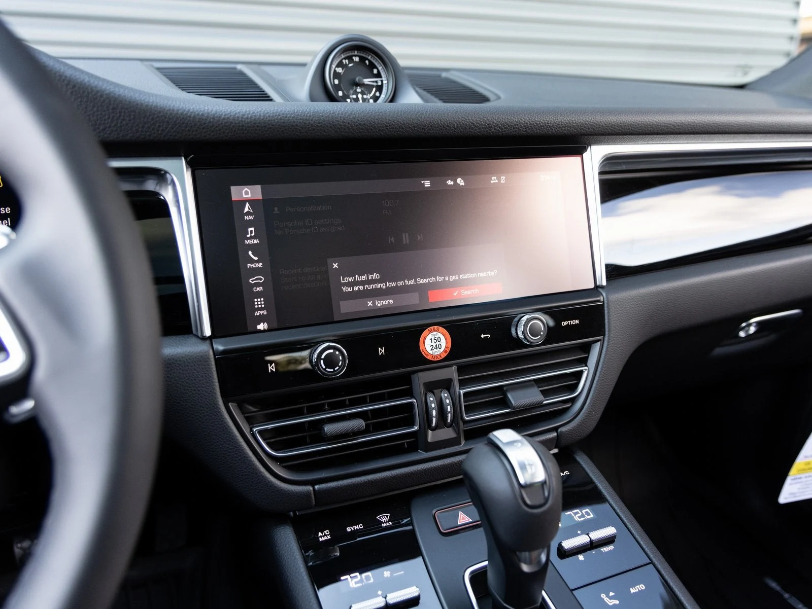 2026 Porsche Macan (95B), 15/20
