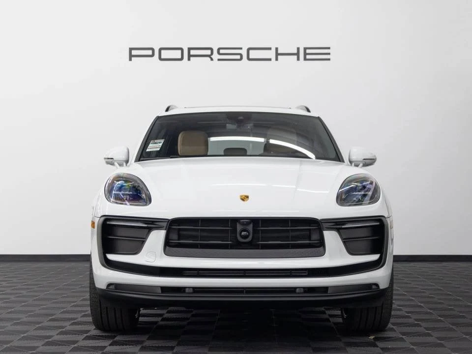 2026 Porsche Macan (95B), 9/20