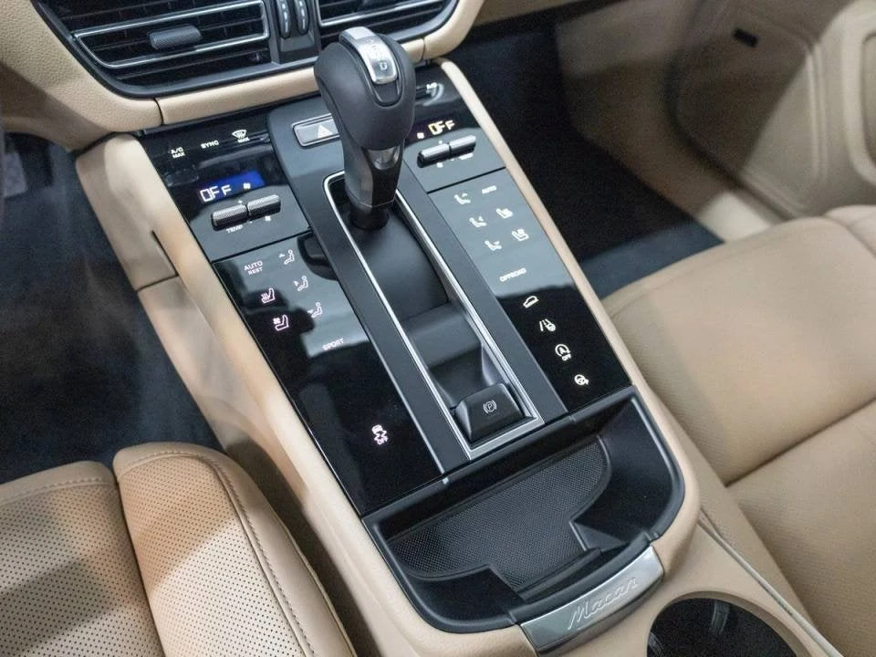 2026 Porsche Macan (95B), 14/20