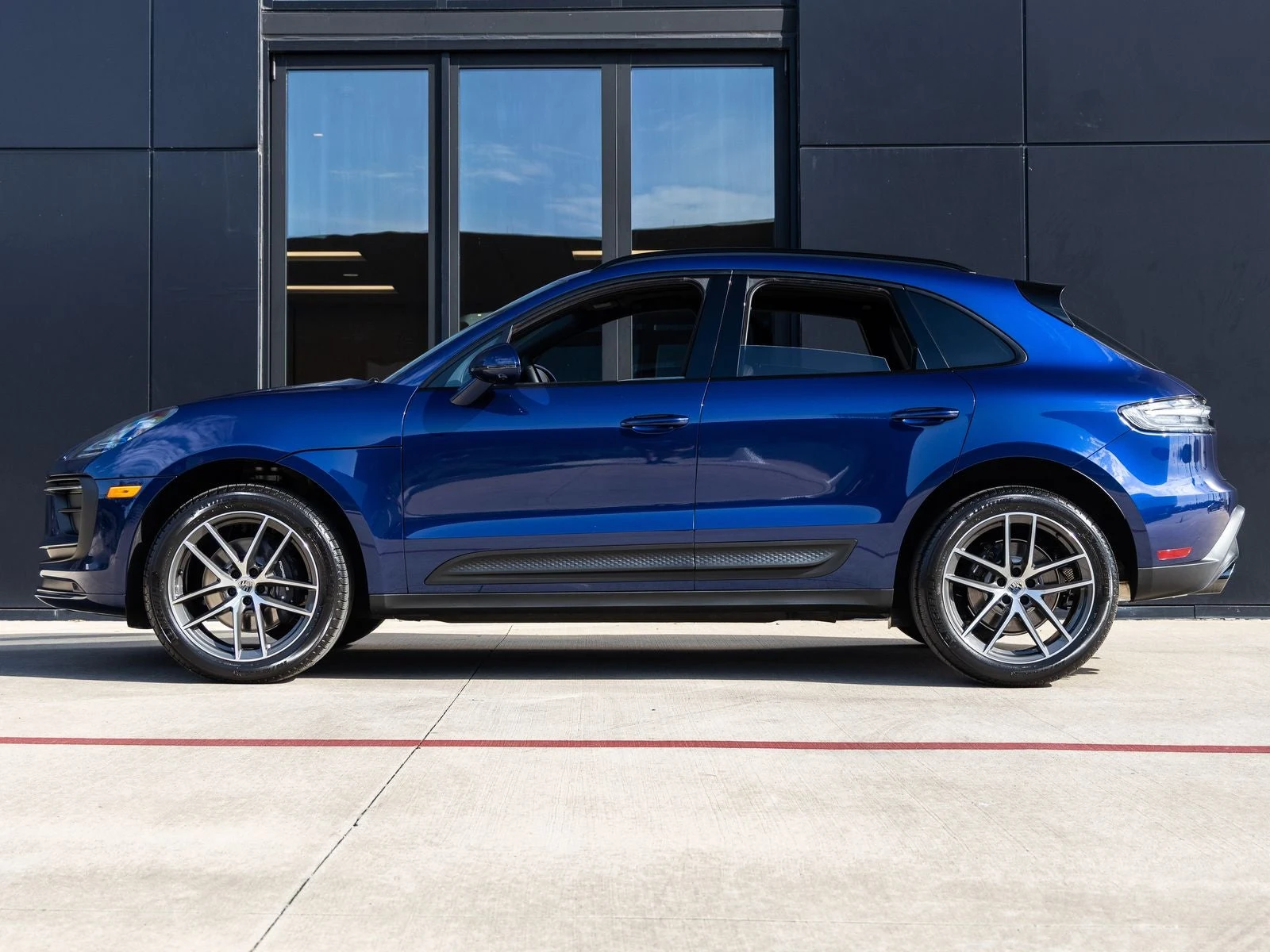 2026 Porsche Macan (95B), 2/20