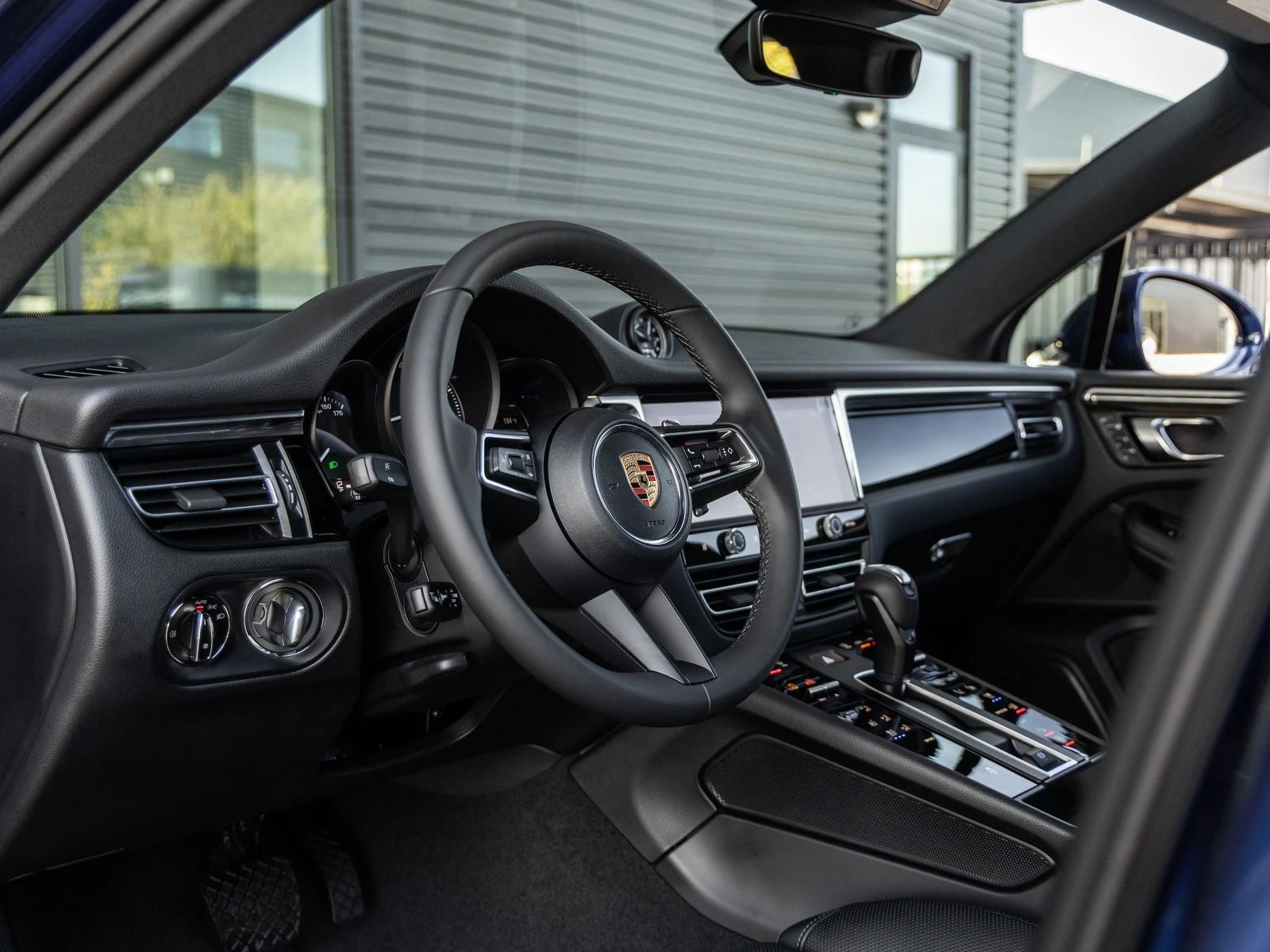 2026 Porsche Macan (95B), 4/20