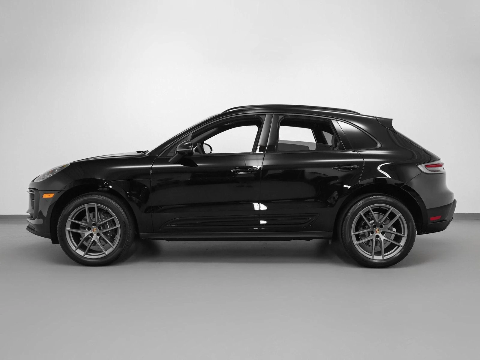 2026 Porsche Macan (95B), 2/20