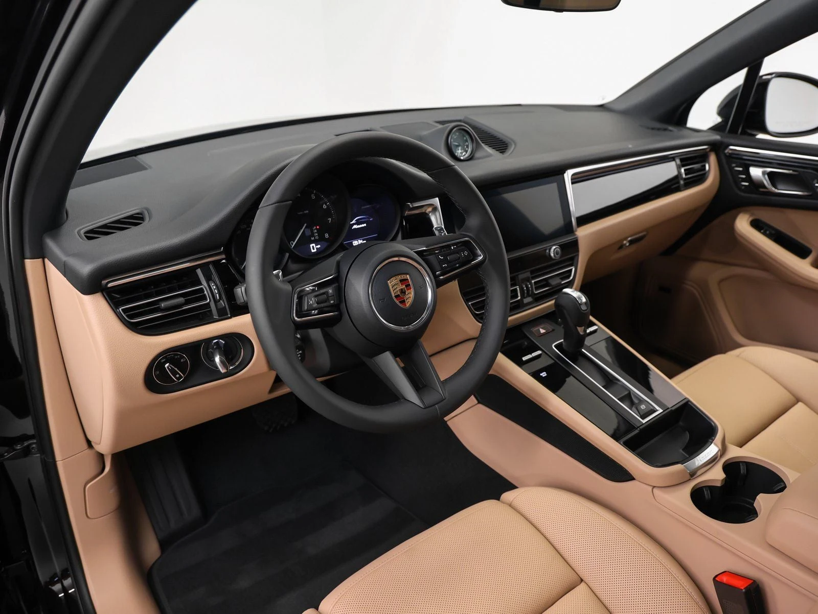 2026 Porsche Macan (95B), 4/20