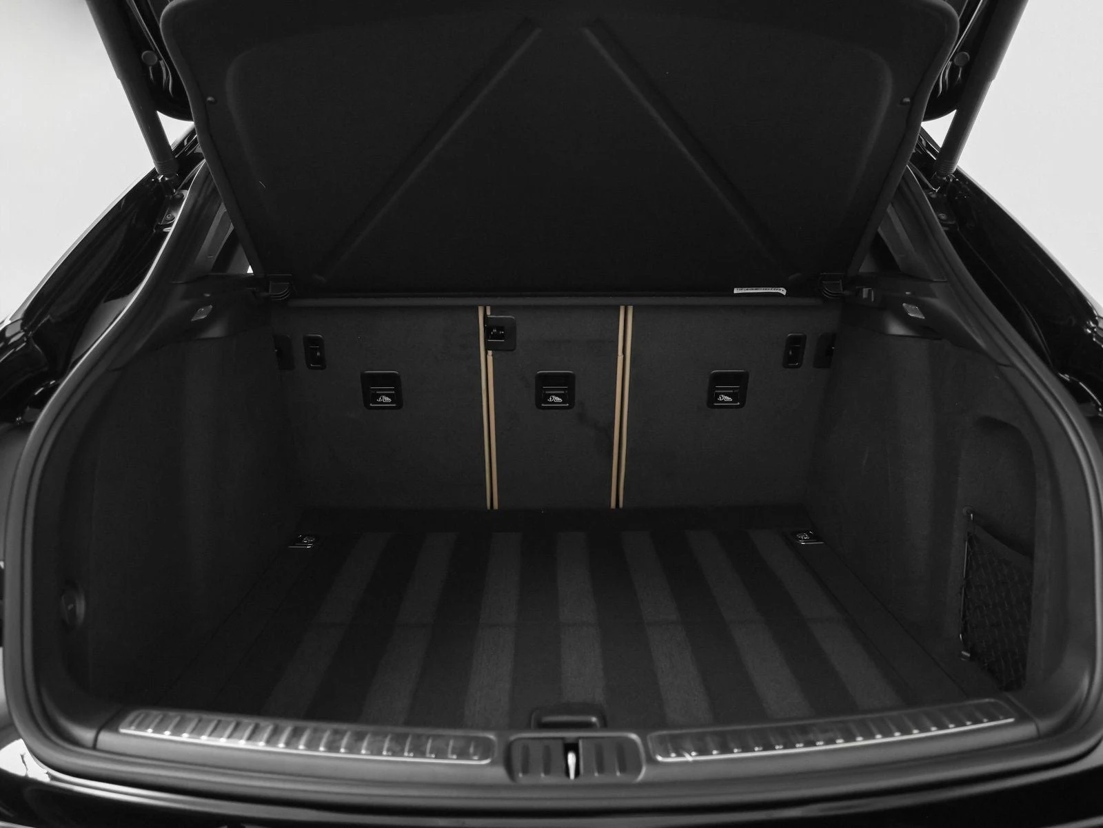 2026 Porsche Macan (95B), 14/20