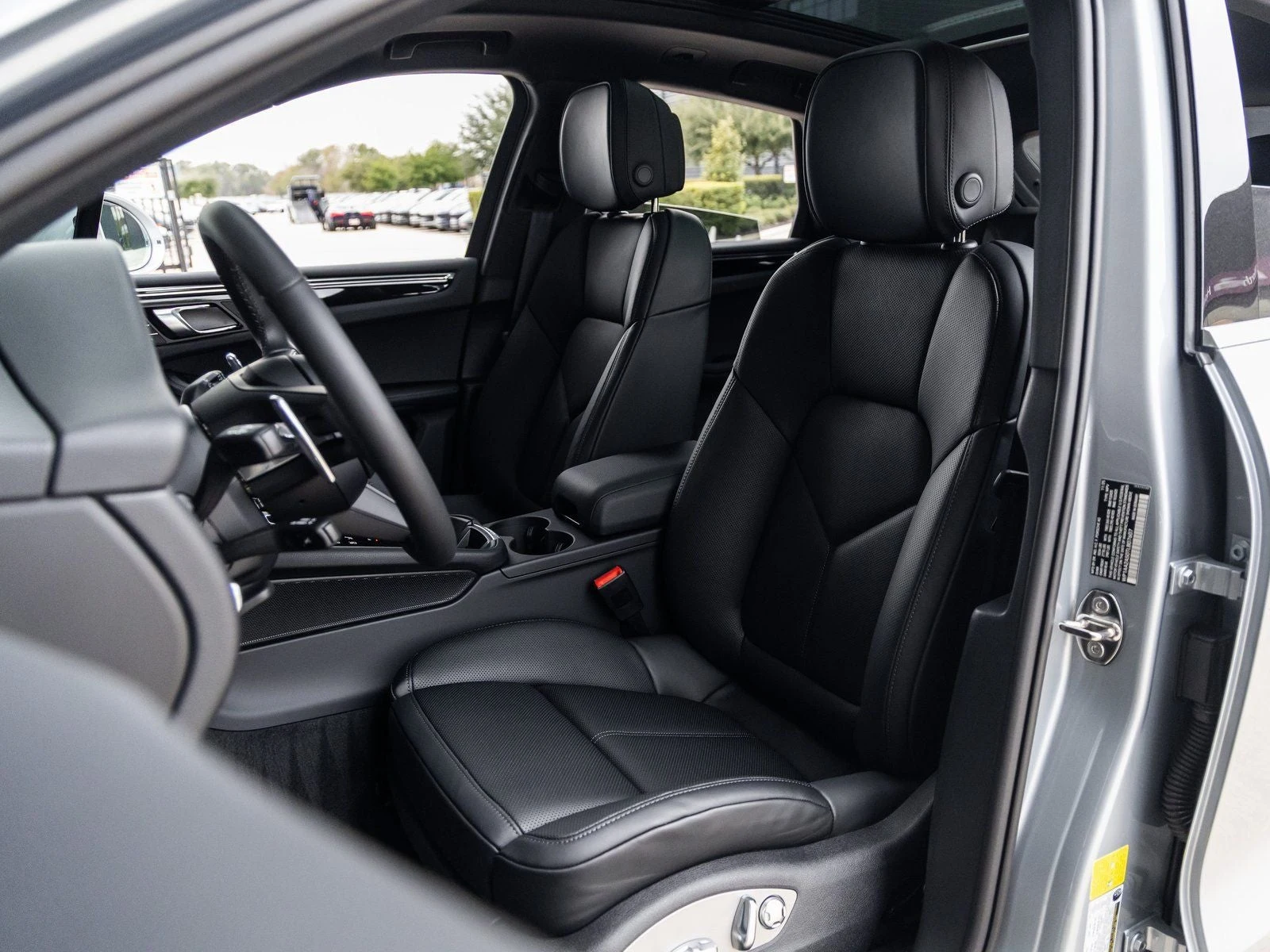 2026 Porsche Macan (95B), 5/20