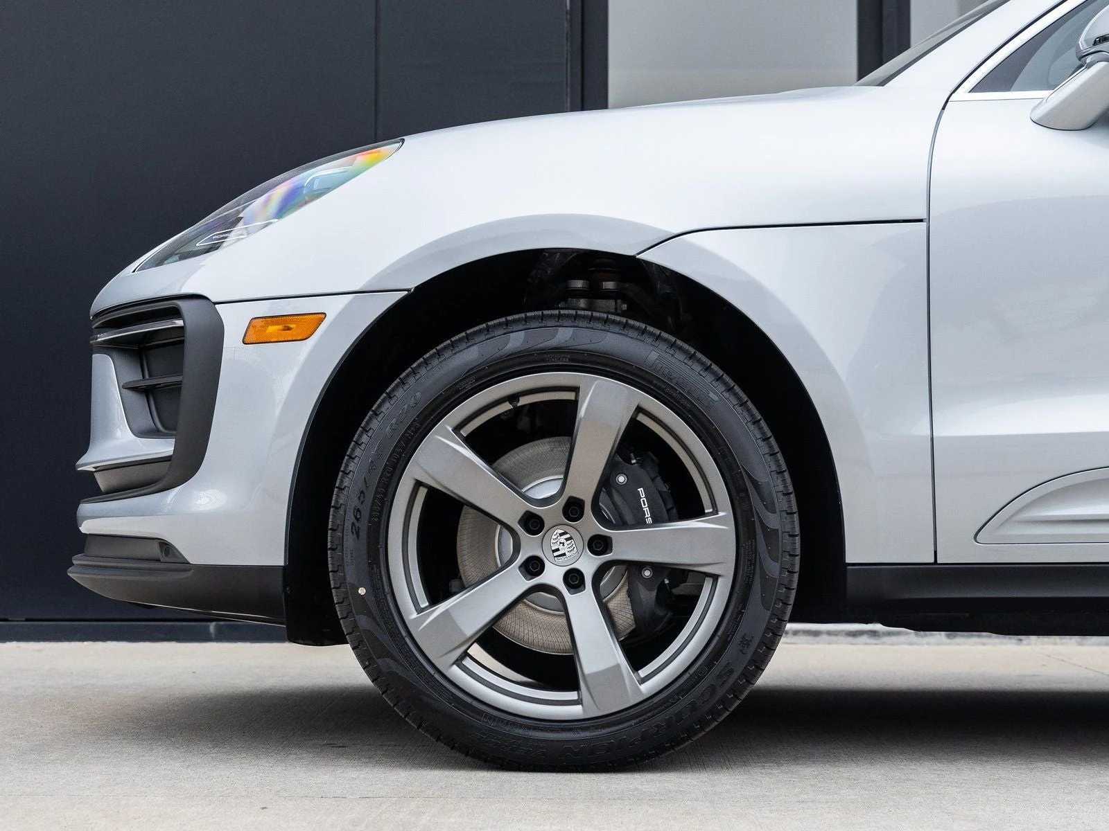 2026 Porsche Macan (95B), 13/20
