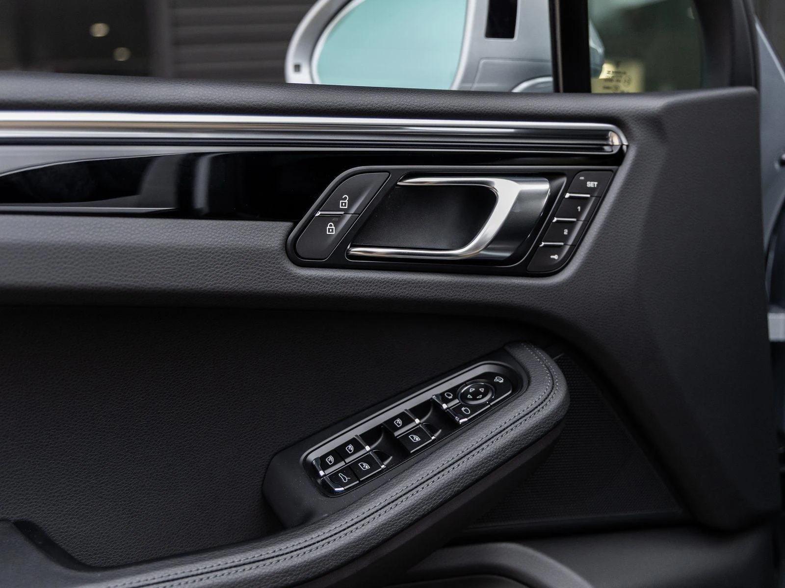 2026 Porsche Macan (95B), 20/20