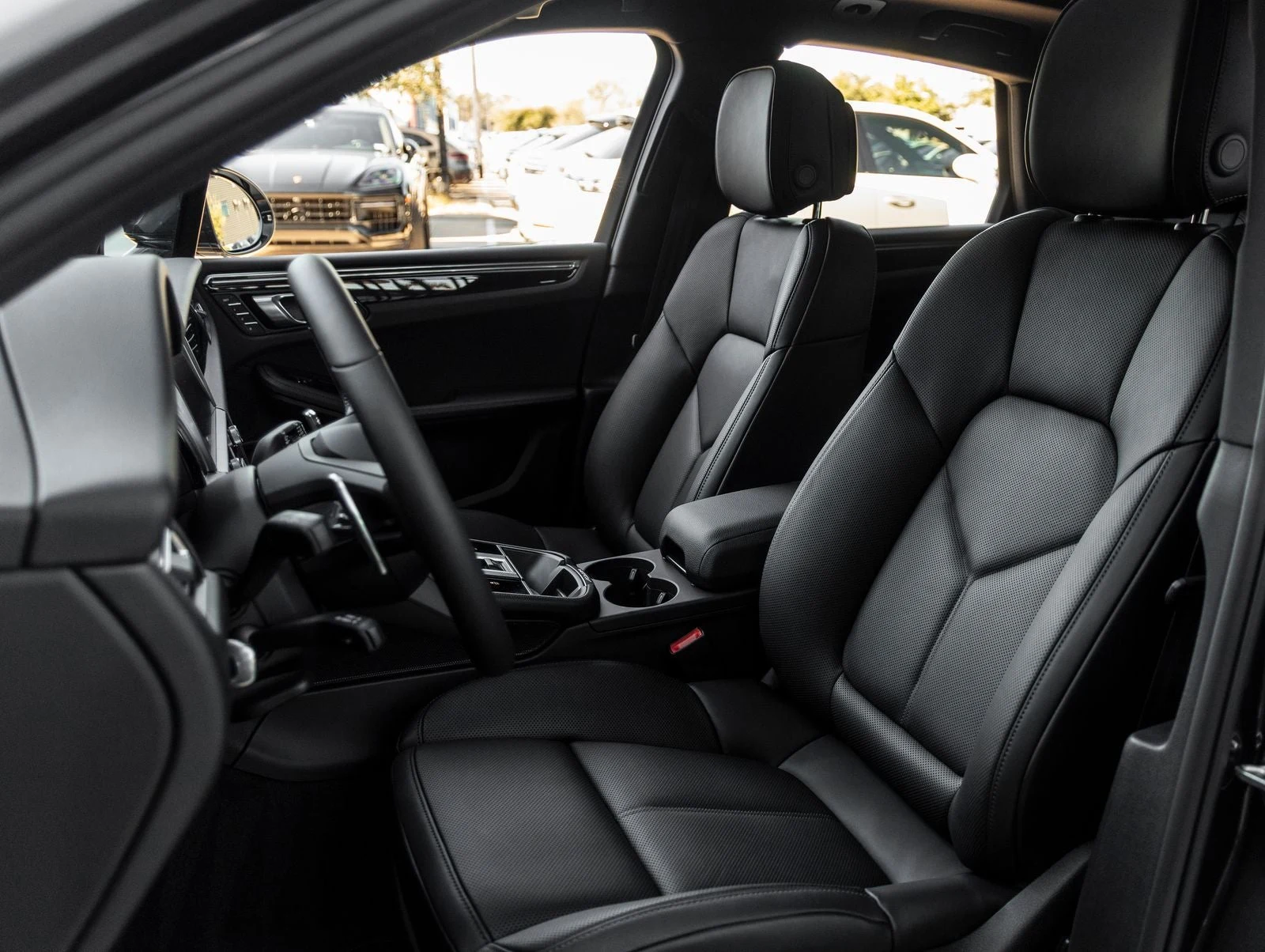 2026 Porsche Macan (95B), 5/20