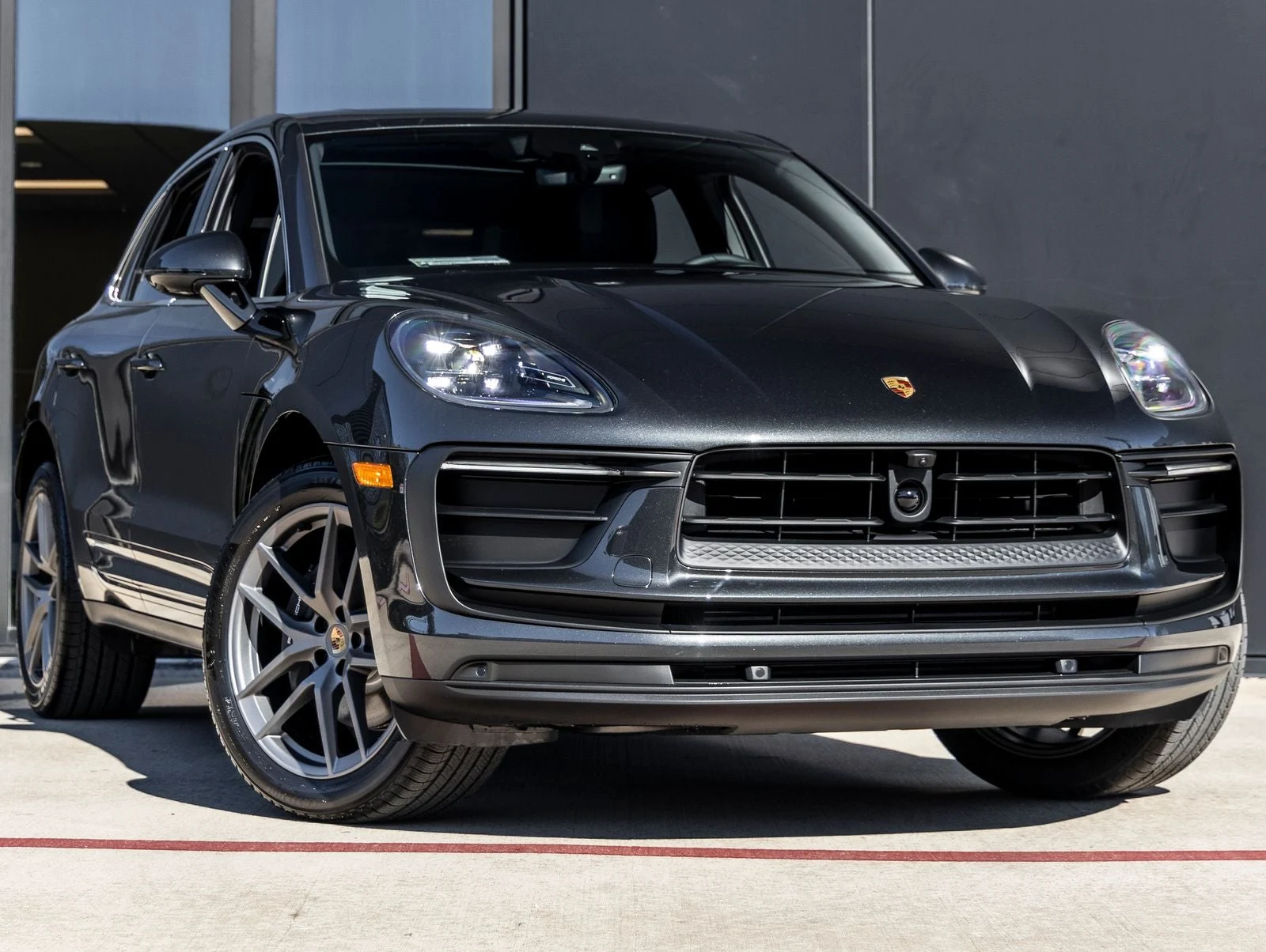 2026 Porsche Macan (95B), 6/20