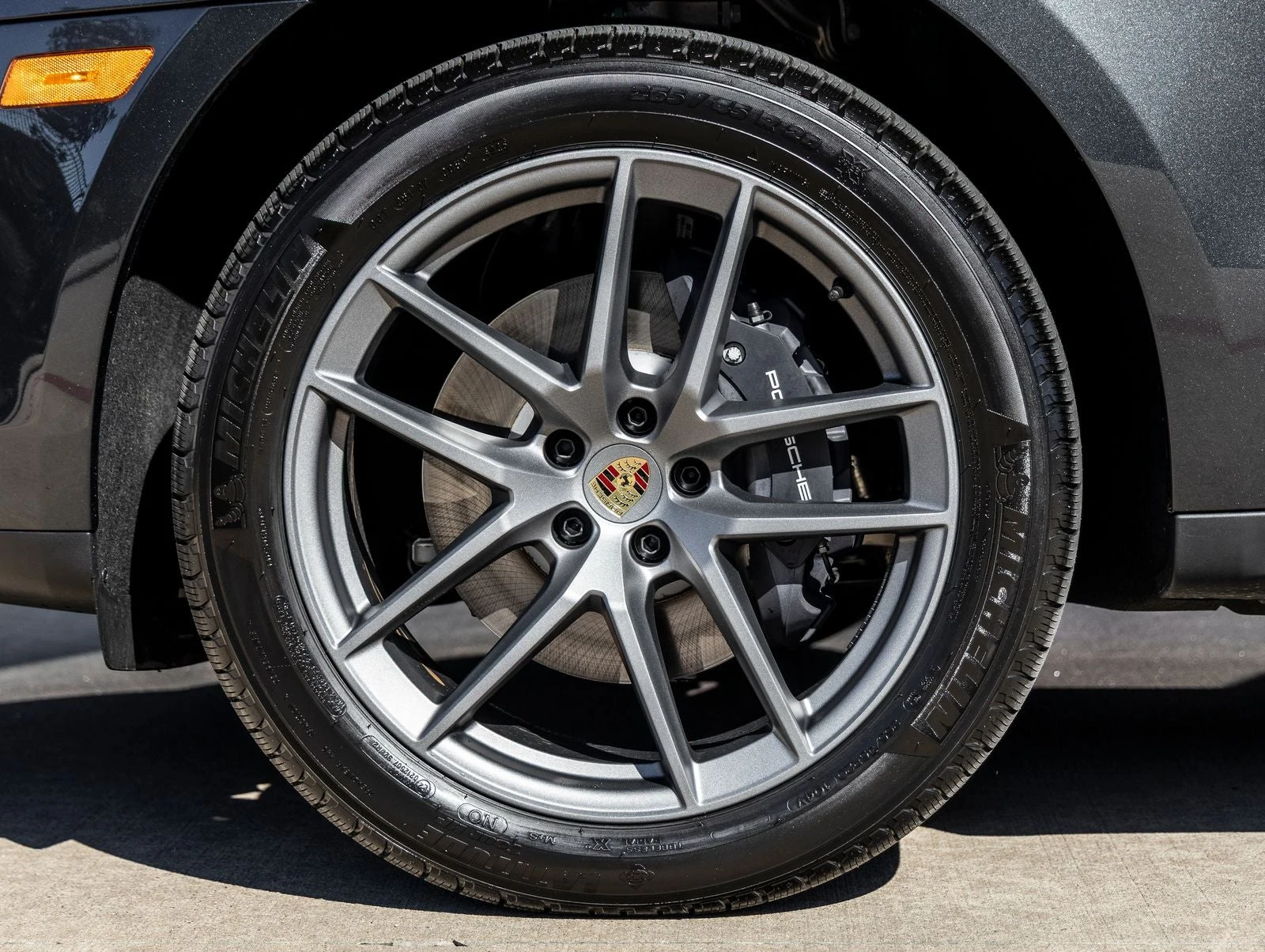 2026 Porsche Macan (95B), 13/20