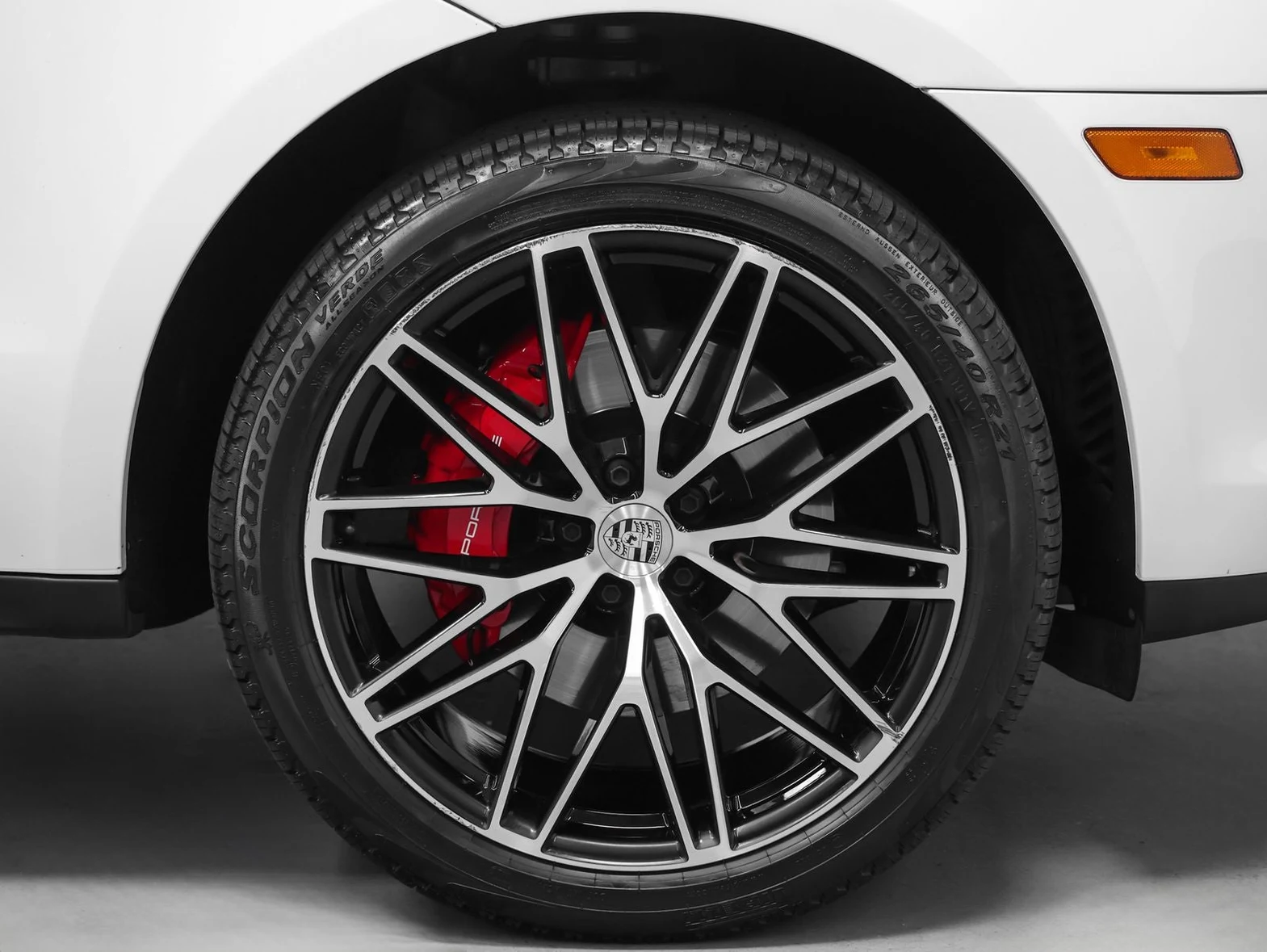 2024 Porsche Macan S (95B), 12/20