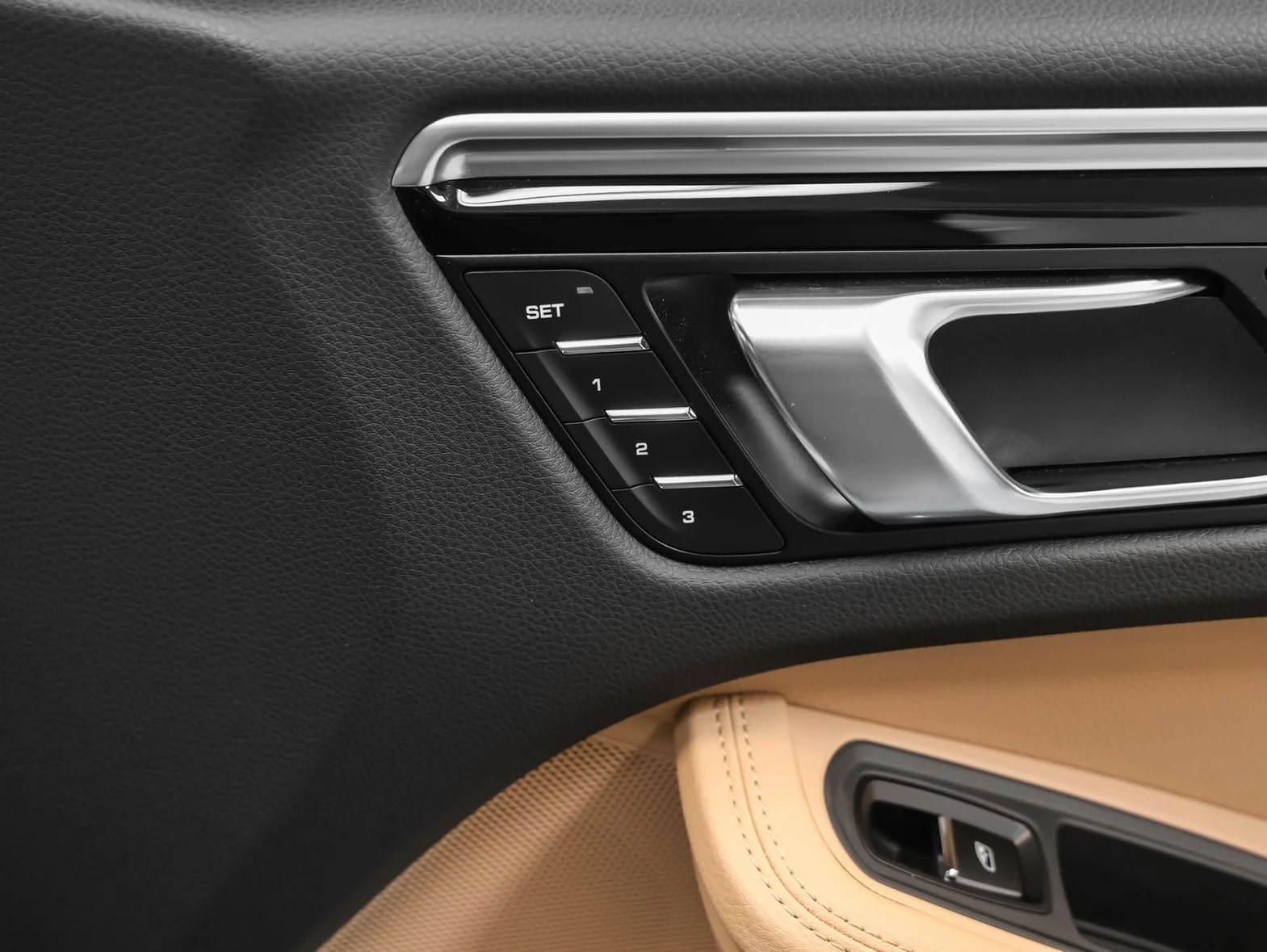 2024 Porsche Macan S (95B), 18/20