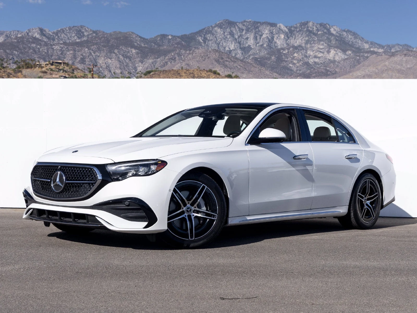 Mercedes-Benz E 350 (W214) · Polar White · Indigo Auto Group