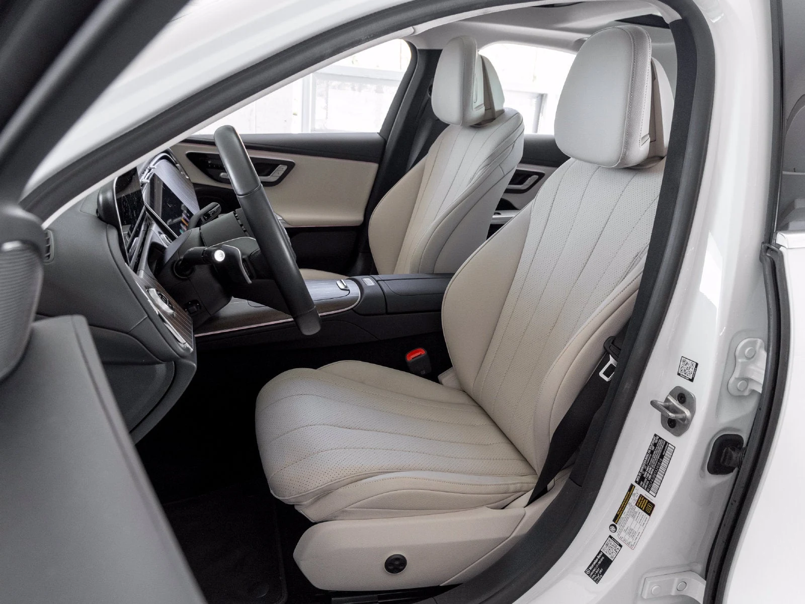 2026 Mercedes-Benz E 350 (W214), 10/20