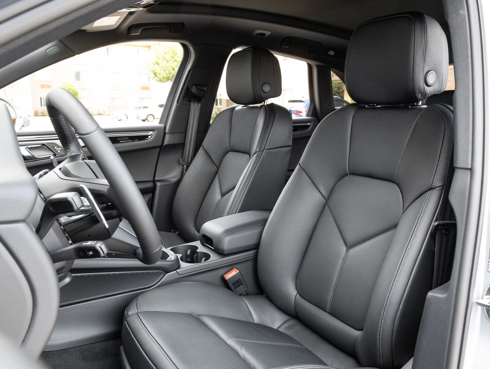 2026 Porsche Macan (95B), 5/20