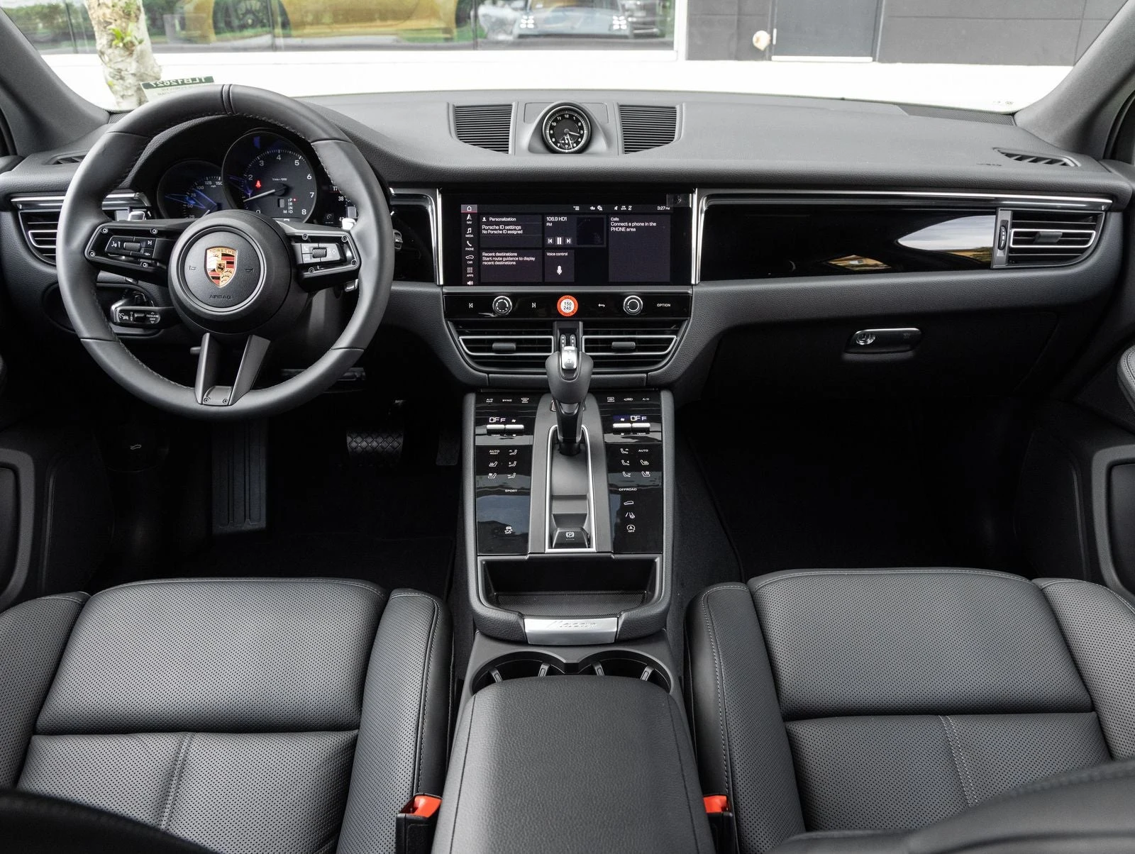 2026 Porsche Macan (95B), 12/20
