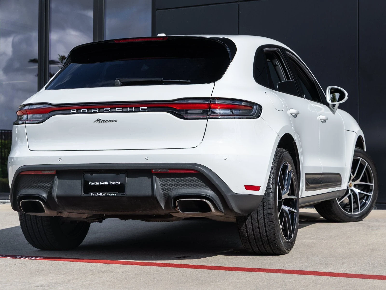 2025 Porsche Macan (95B), 11/20