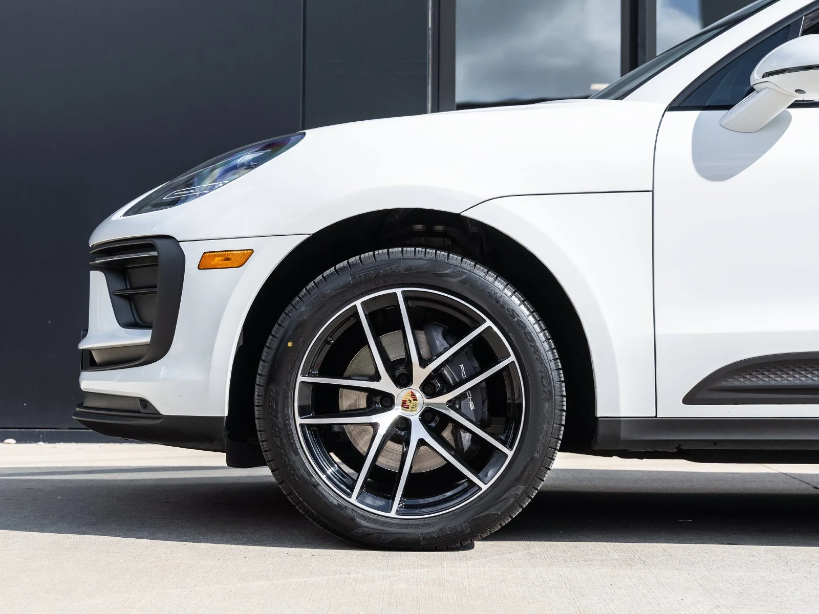 2025 Porsche Macan (95B), 13/20
