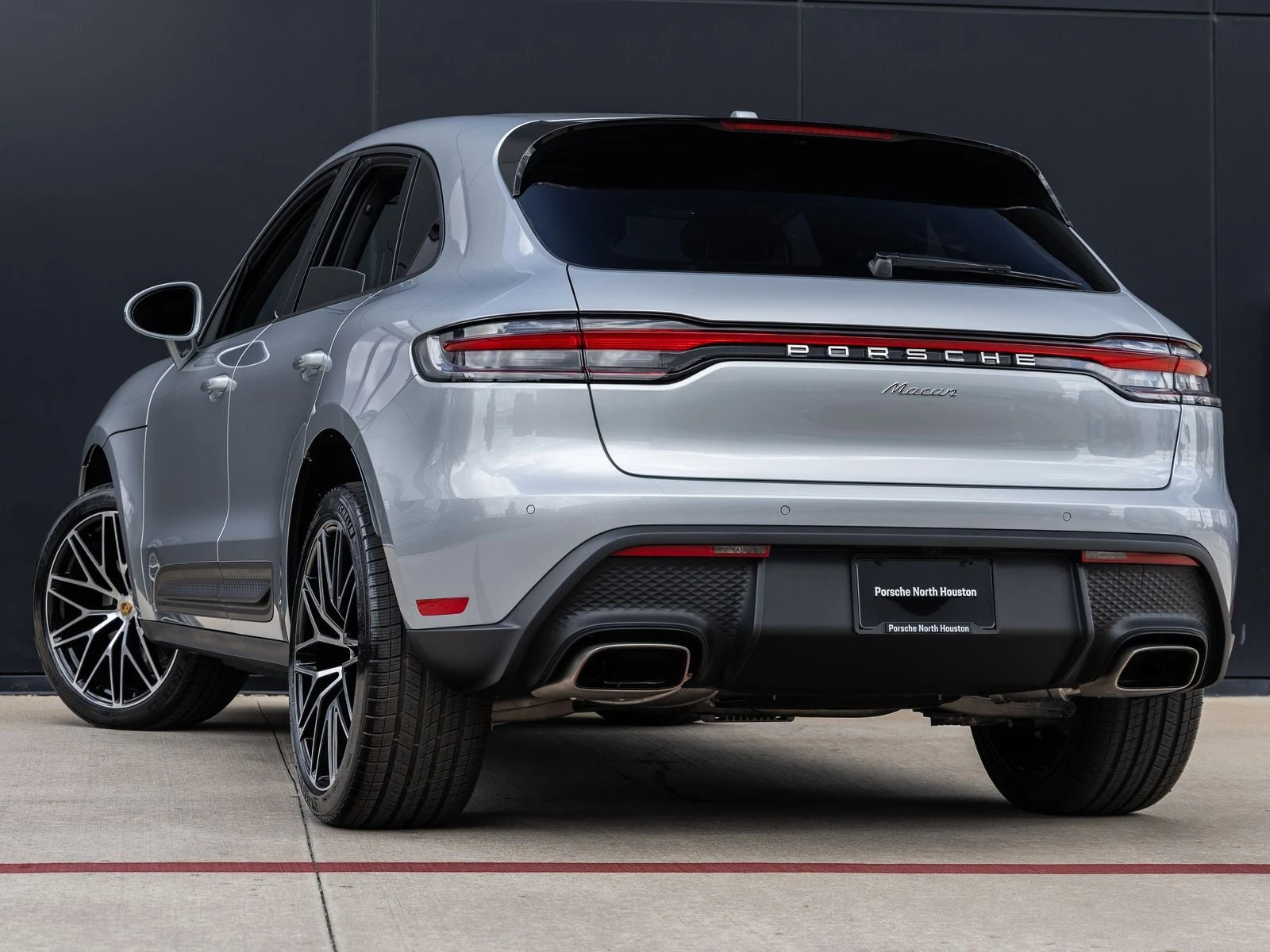 2026 Porsche Macan (95B), 3/20