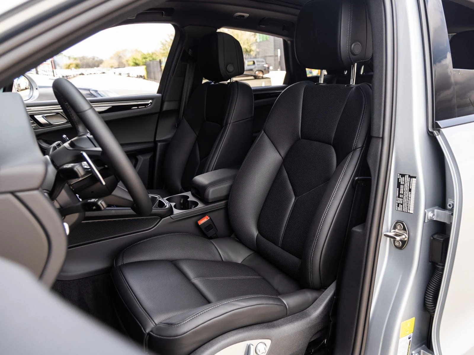 2026 Porsche Macan (95B), 5/20