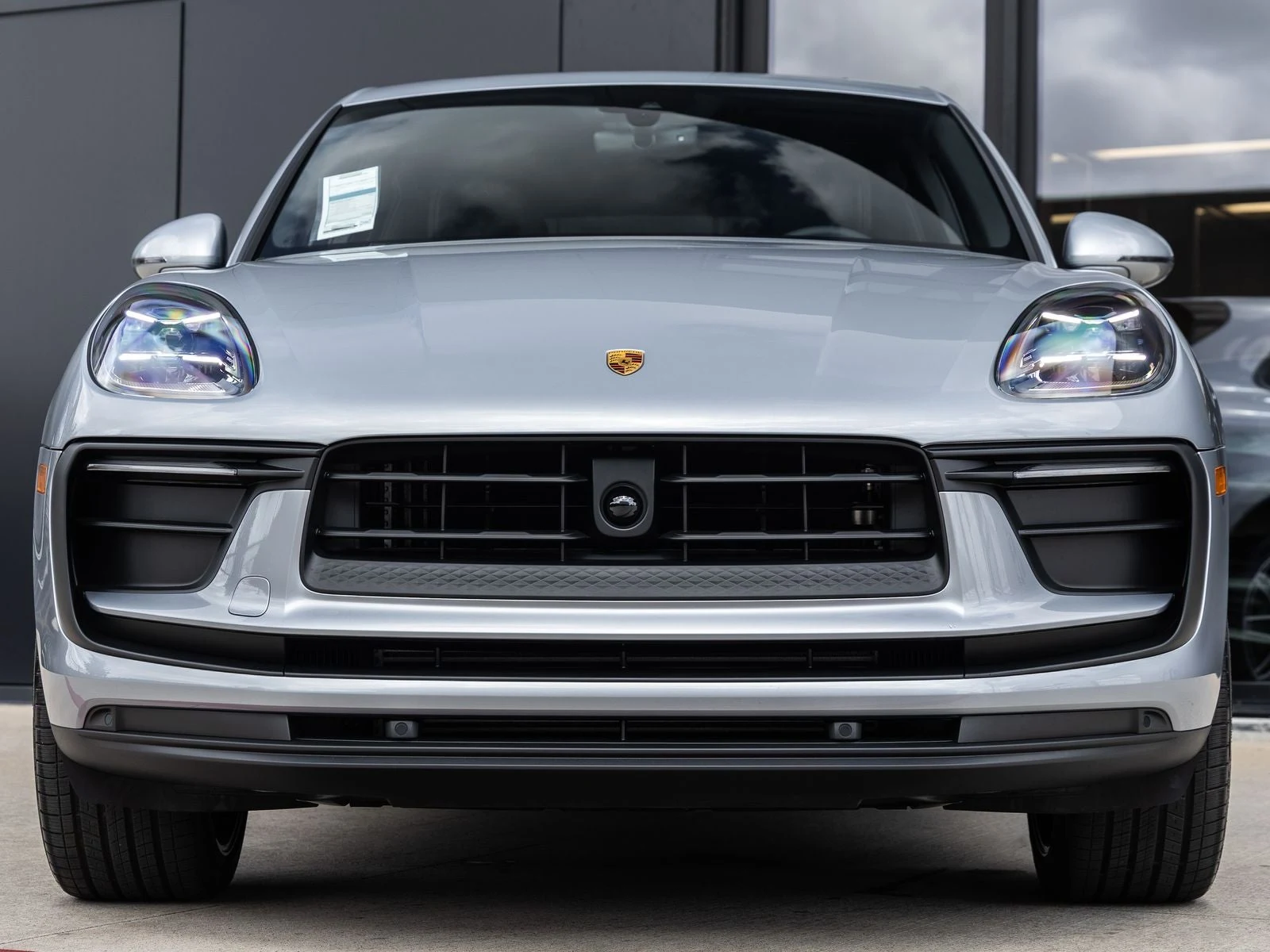 2026 Porsche Macan (95B), 8/20