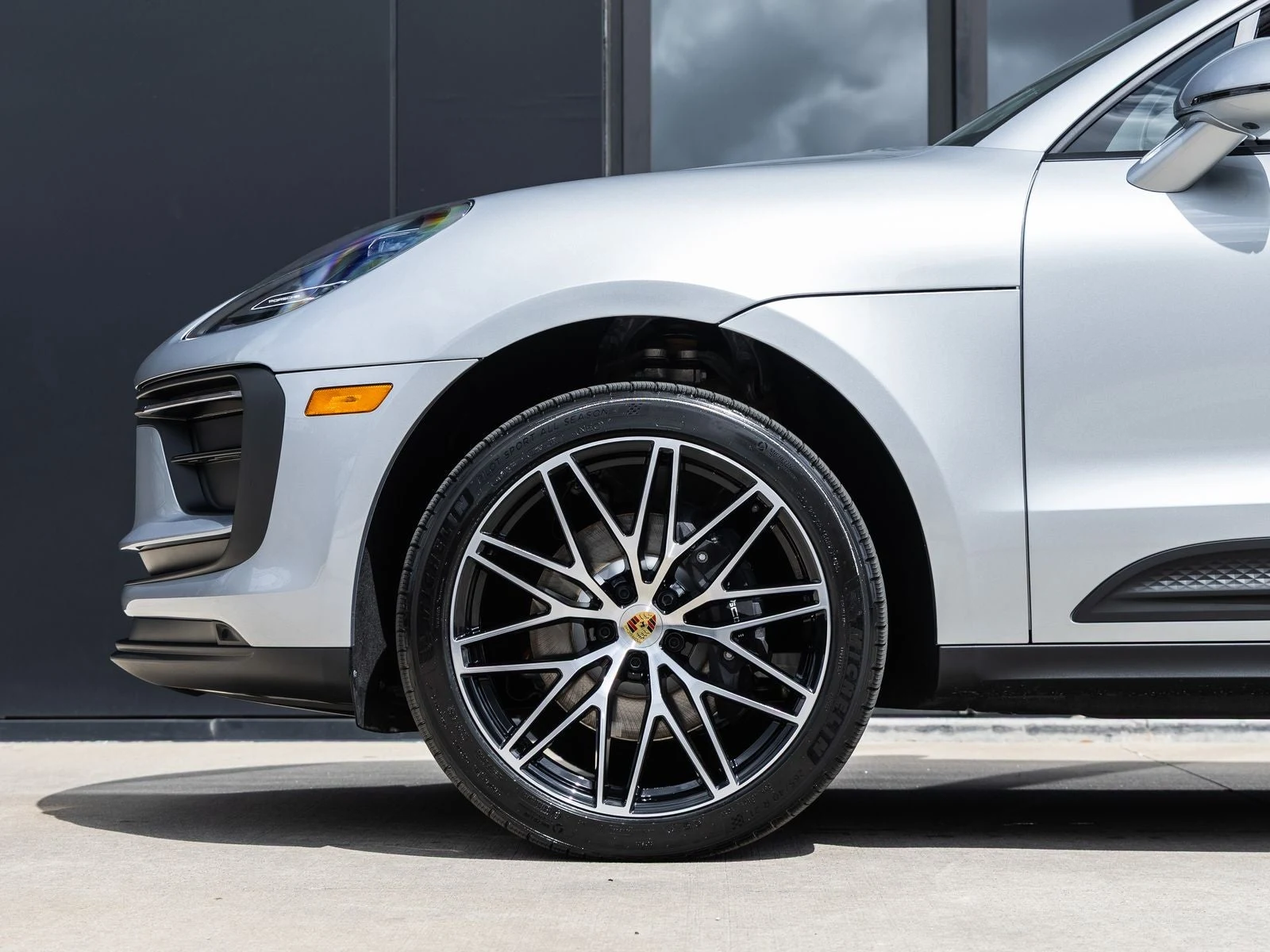 2026 Porsche Macan (95B), 13/20