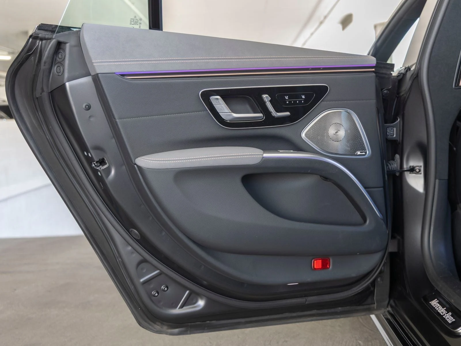 2024 Mercedes-Benz EQS 580 4MATIC Sedan (V297), 15/20