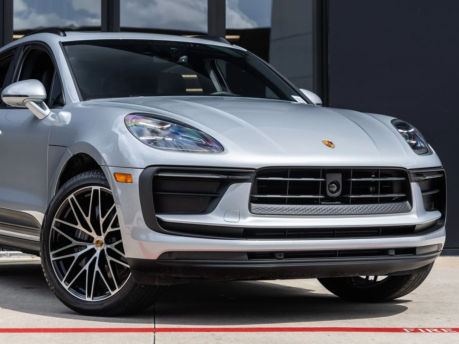 2026 Porsche Macan (95B), 9/20