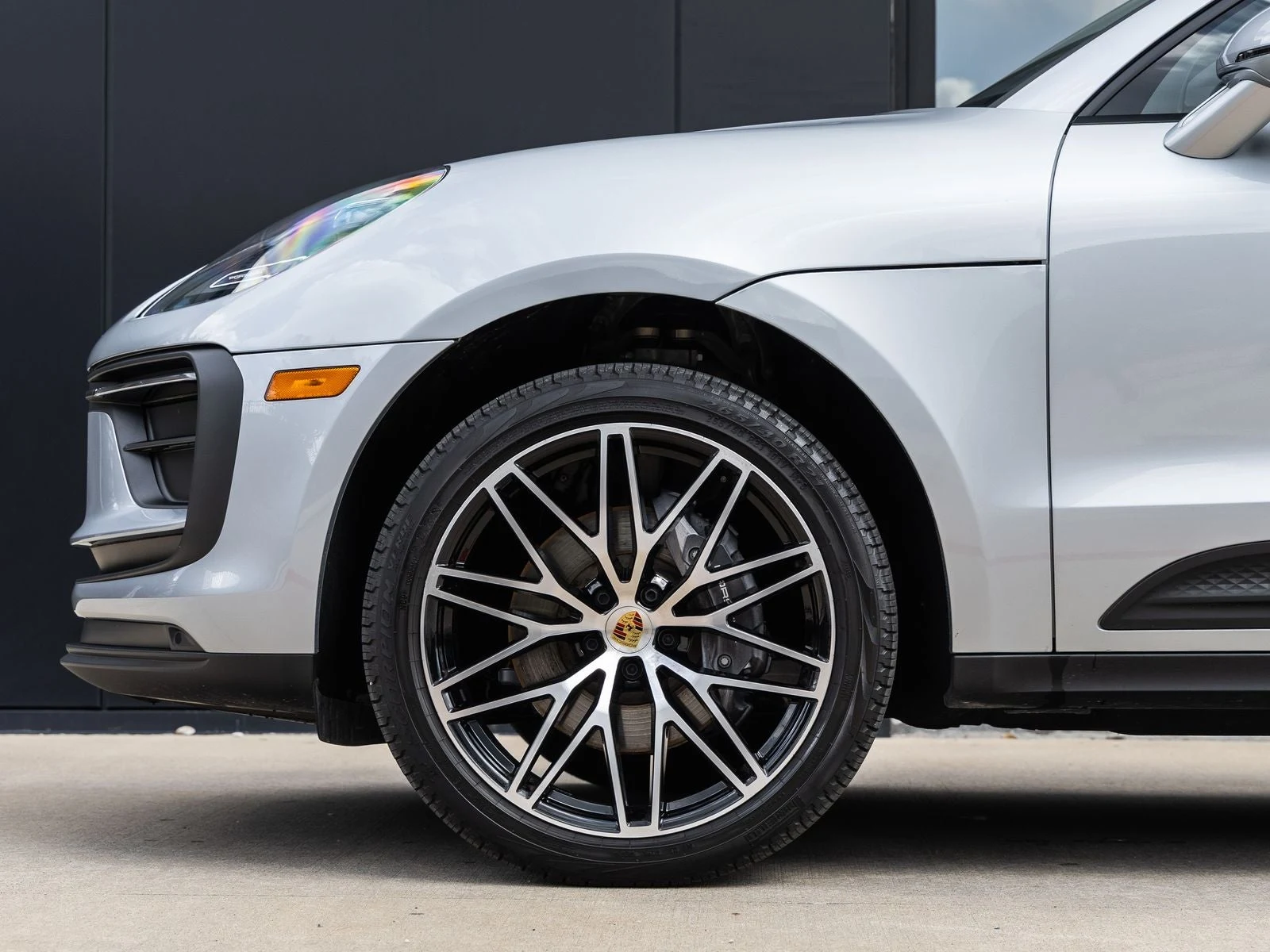 2026 Porsche Macan (95B), 13/20
