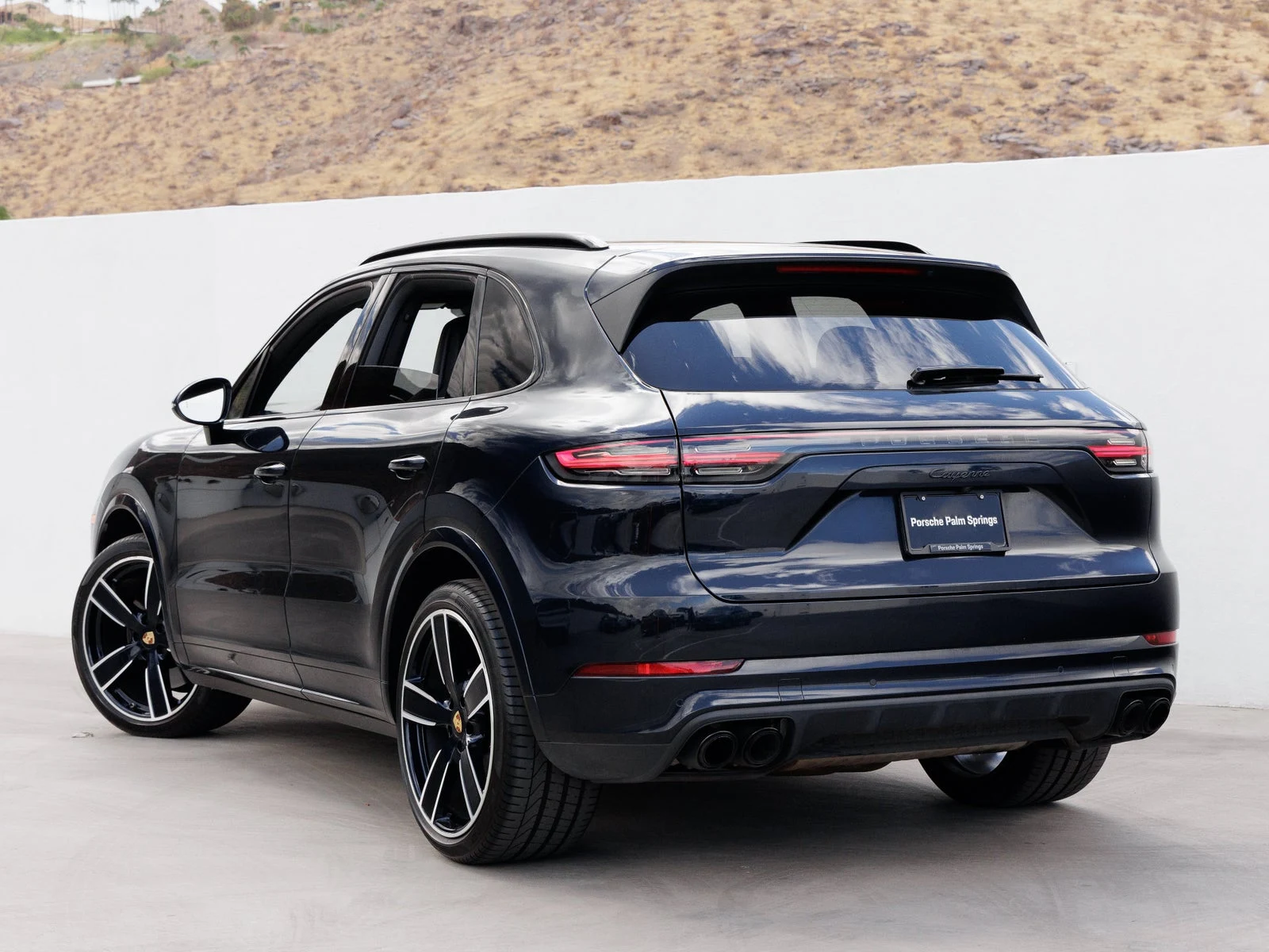 2023 Porsche Cayenne Platinum Edition (3rd Generation), 3/20