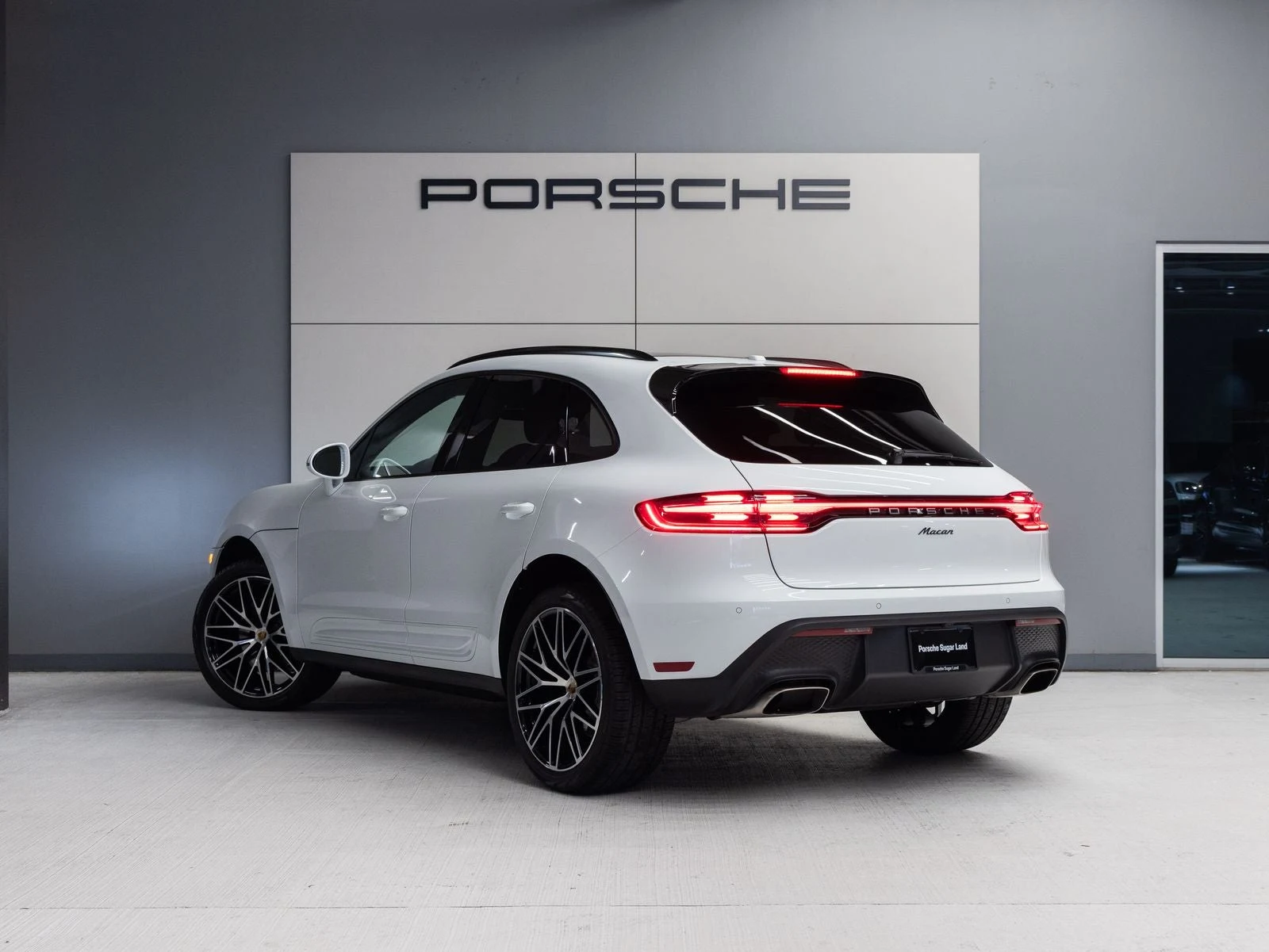 2026 Porsche Macan (95B), 3/20