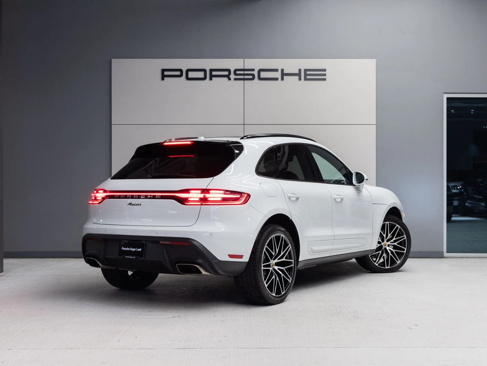 2026 Porsche Macan (95B), 7/20