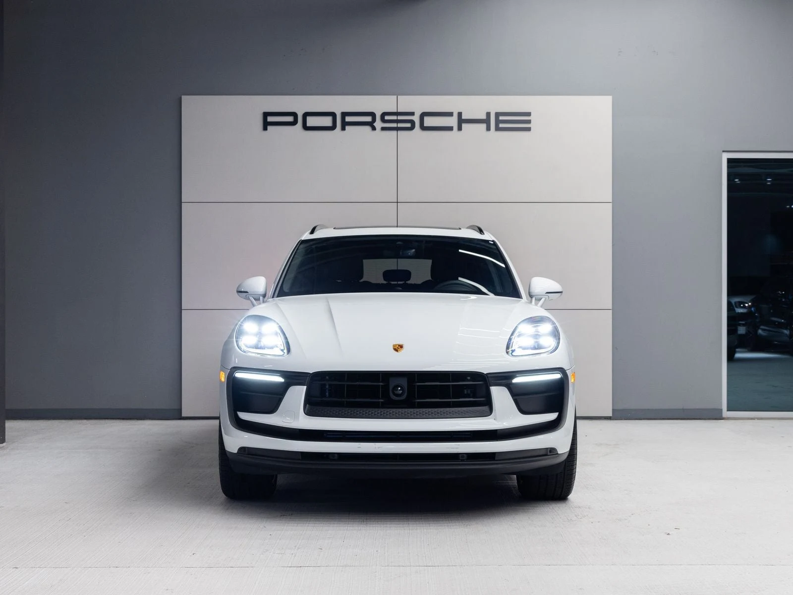 2026 Porsche Macan (95B), 10/20