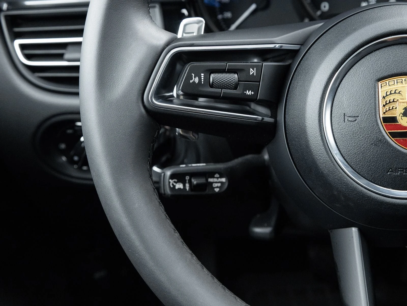 2026 Porsche Macan (95B), 15/20