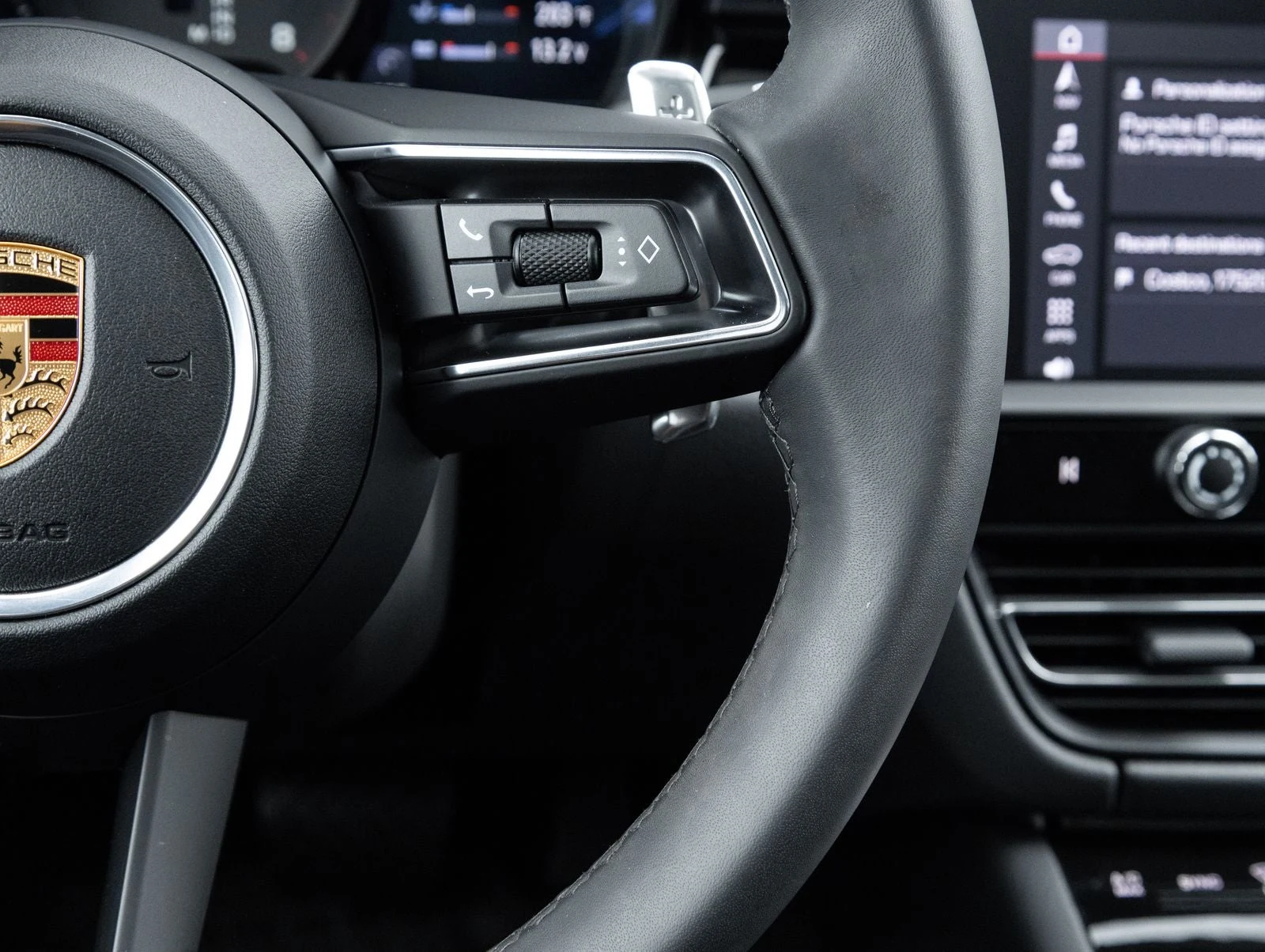 2026 Porsche Macan (95B), 16/20
