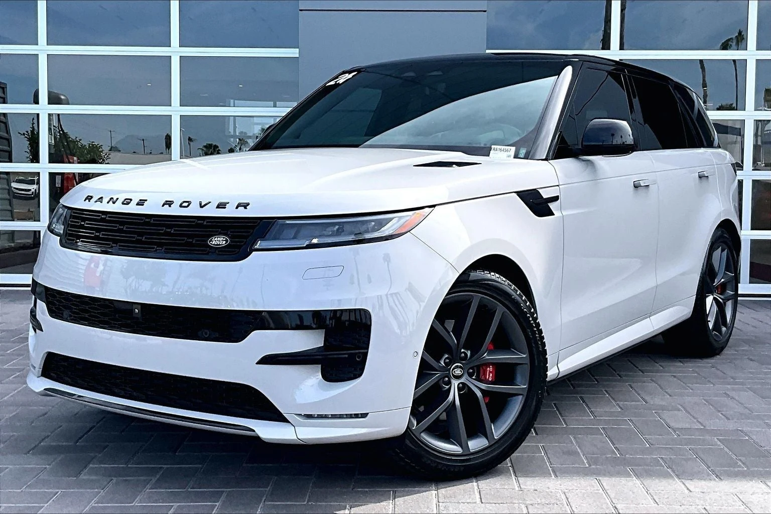 Land Rover Range Rover Sport Dynamic SE (L461) · Borasco Gray Metallic · Indigo Auto Group