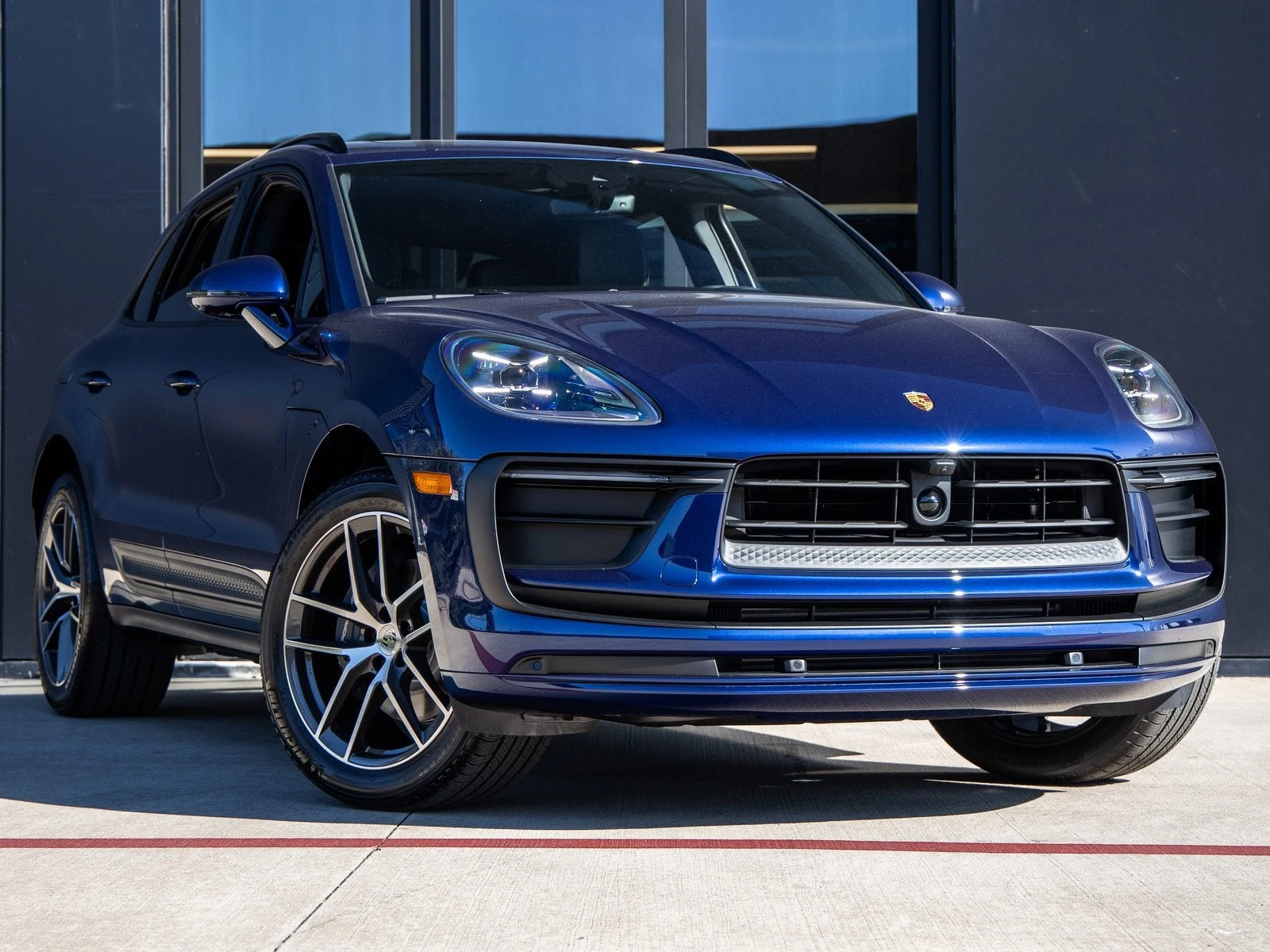 2026 Porsche Macan (95B), 6/20