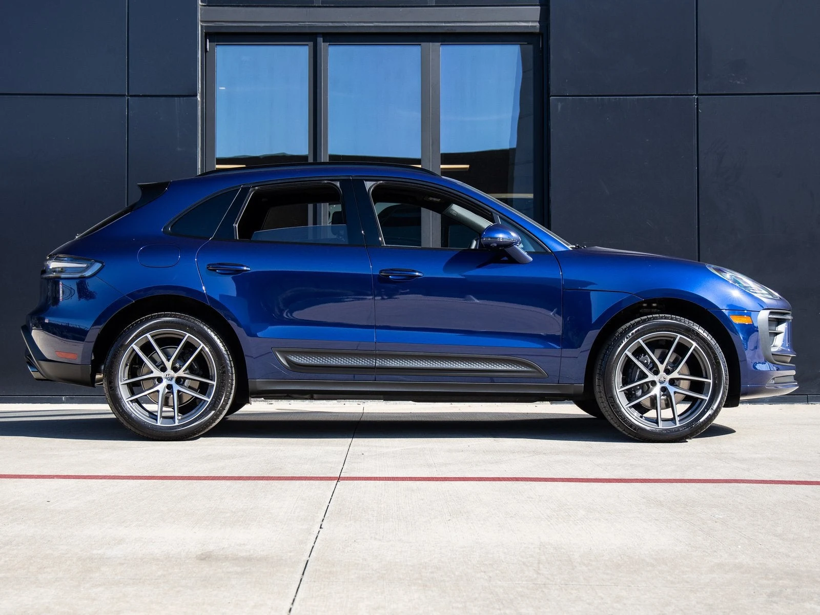 2026 Porsche Macan (95B), 12/20