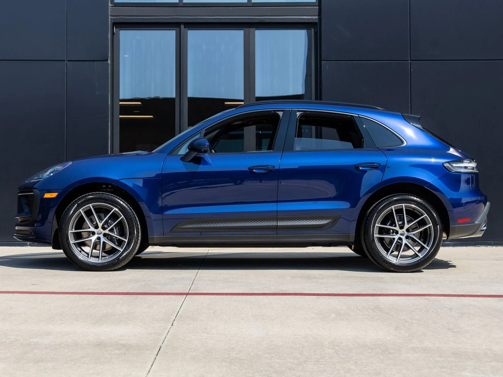 2026 Porsche Macan (95B), 2/20