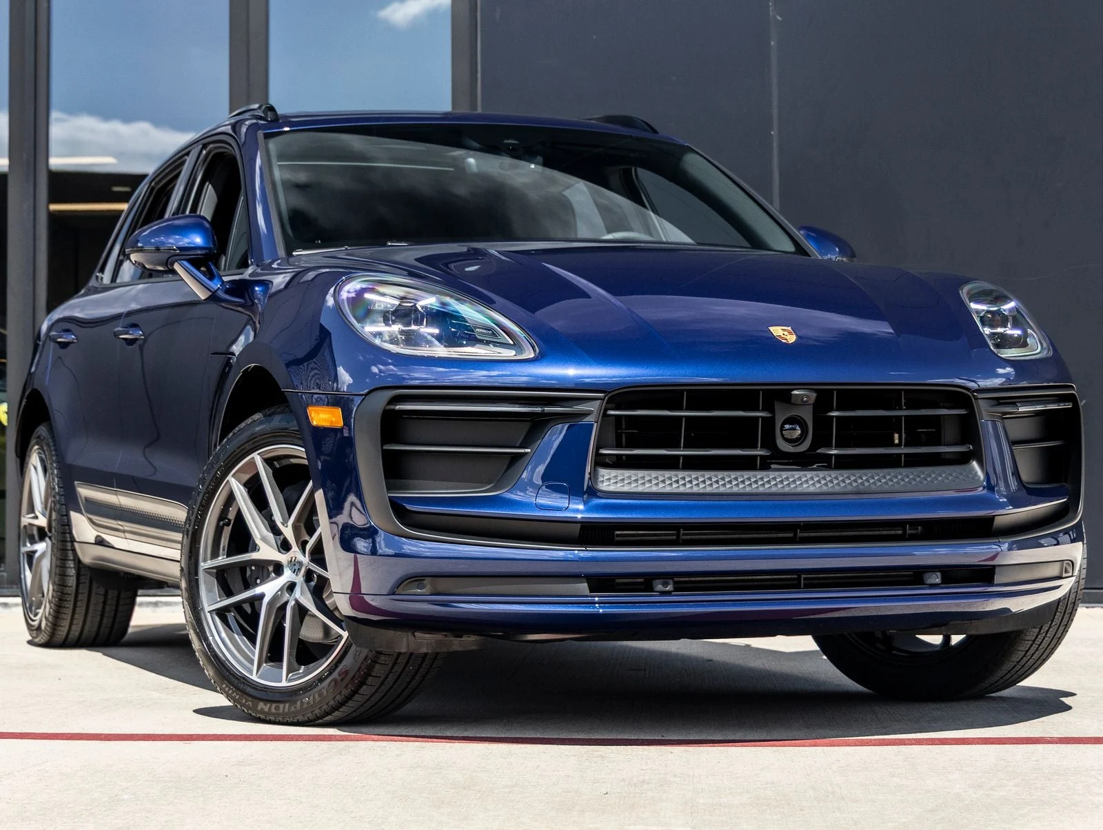 2026 Porsche Macan (95B), 6/20