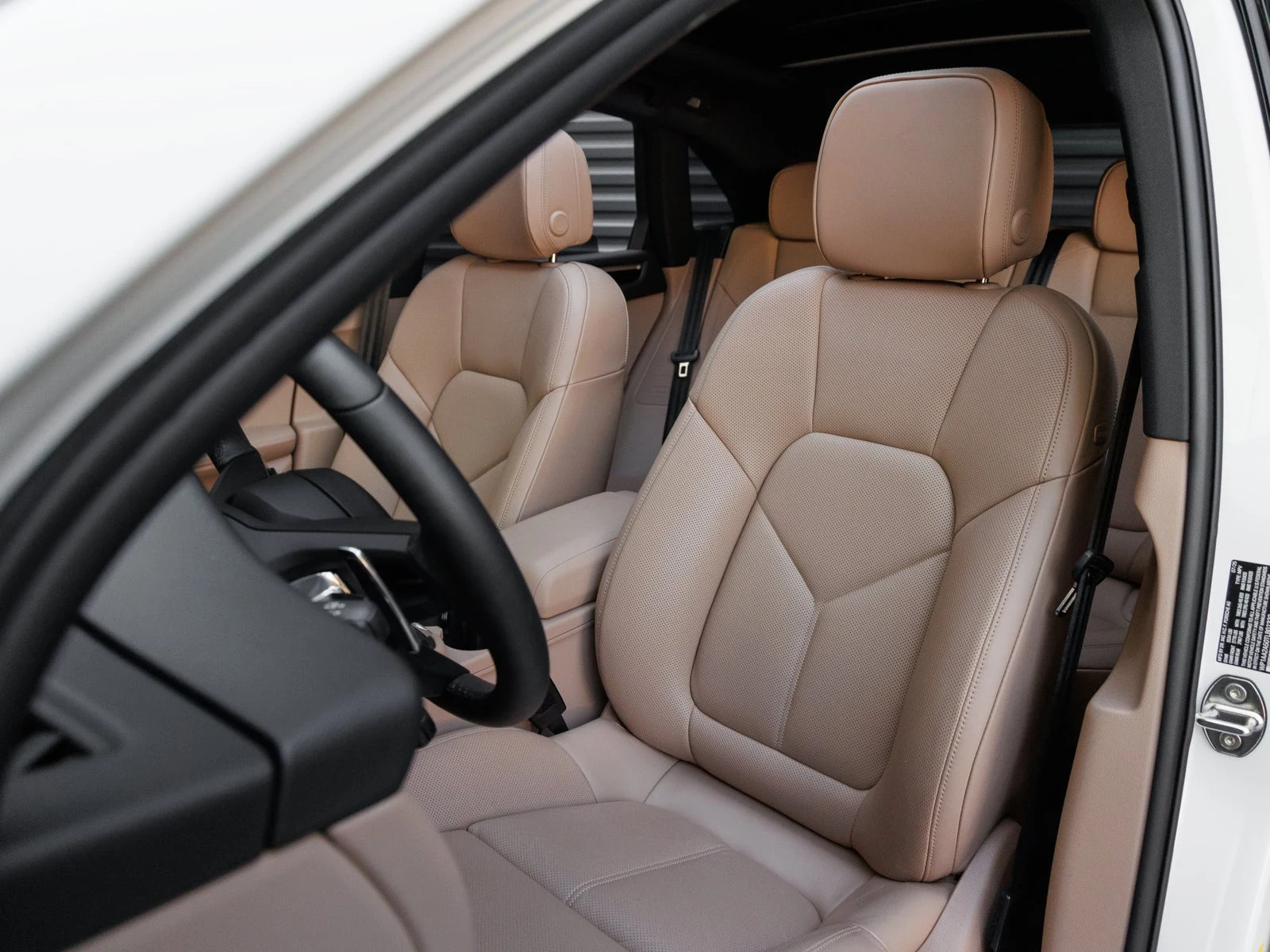 2026 Porsche Macan (95B), 5/20