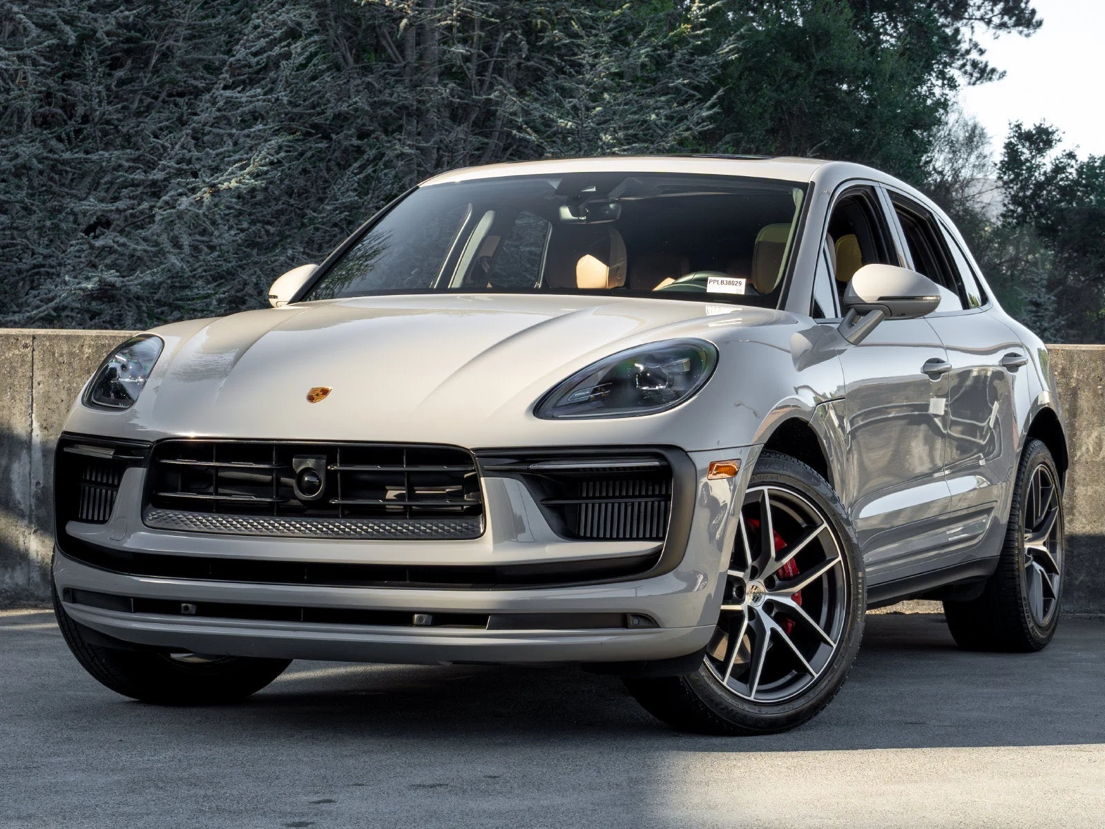 Porsche Macan S (95B) · Chalk · Indigo Auto Group