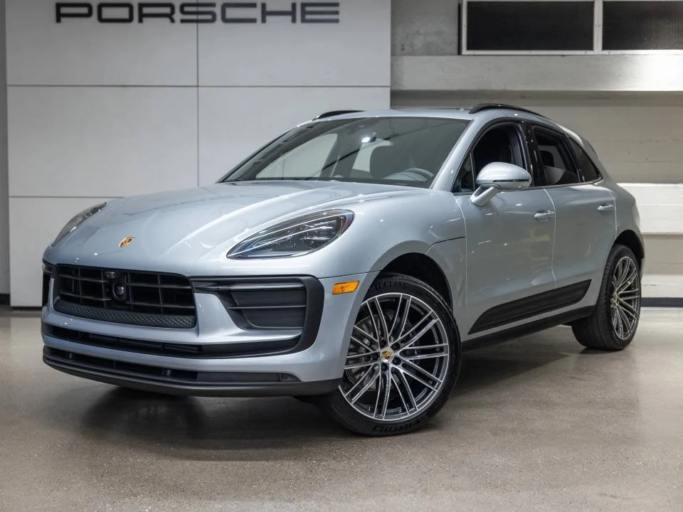 Porsche Macan (95B) · Dolomite Silver Metallic · Indigo Auto Group