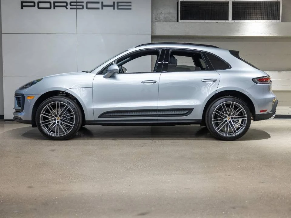 2026 Porsche Macan (95B), 2/20