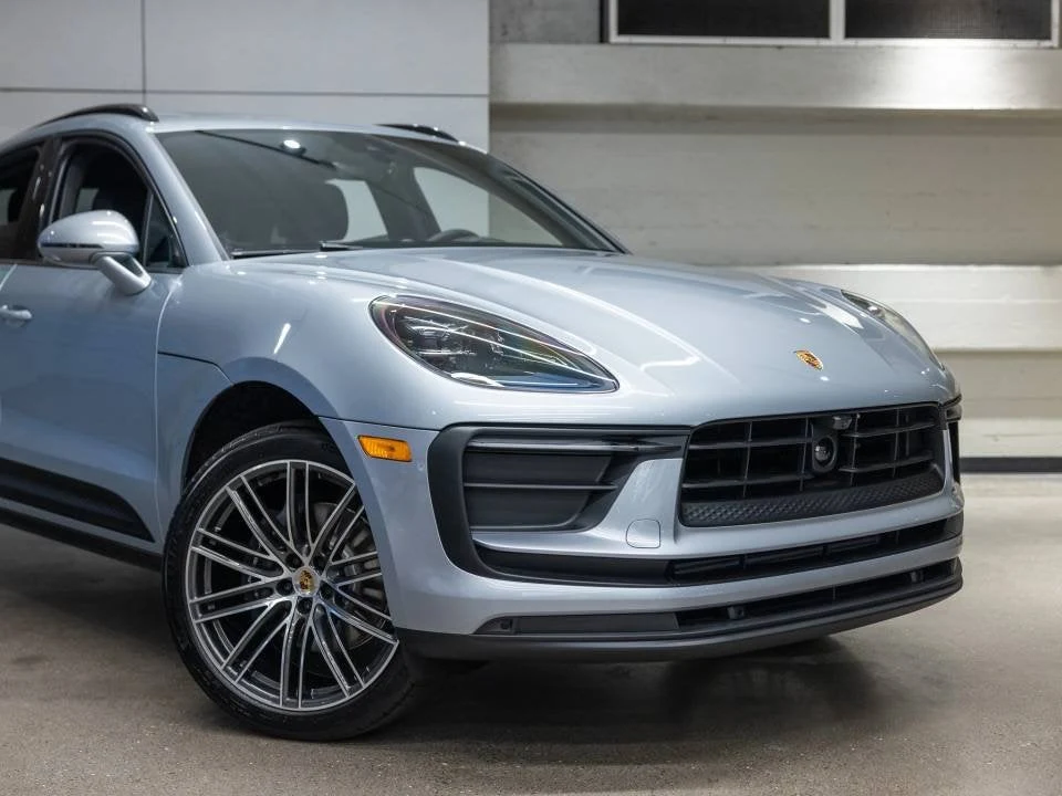 2026 Porsche Macan (95B), 8/20