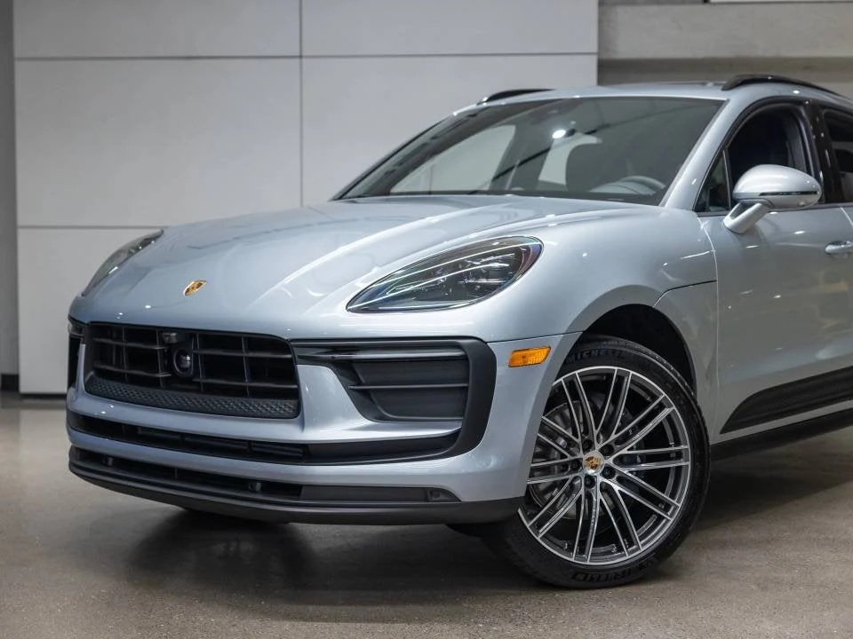 2026 Porsche Macan (95B), 12/20